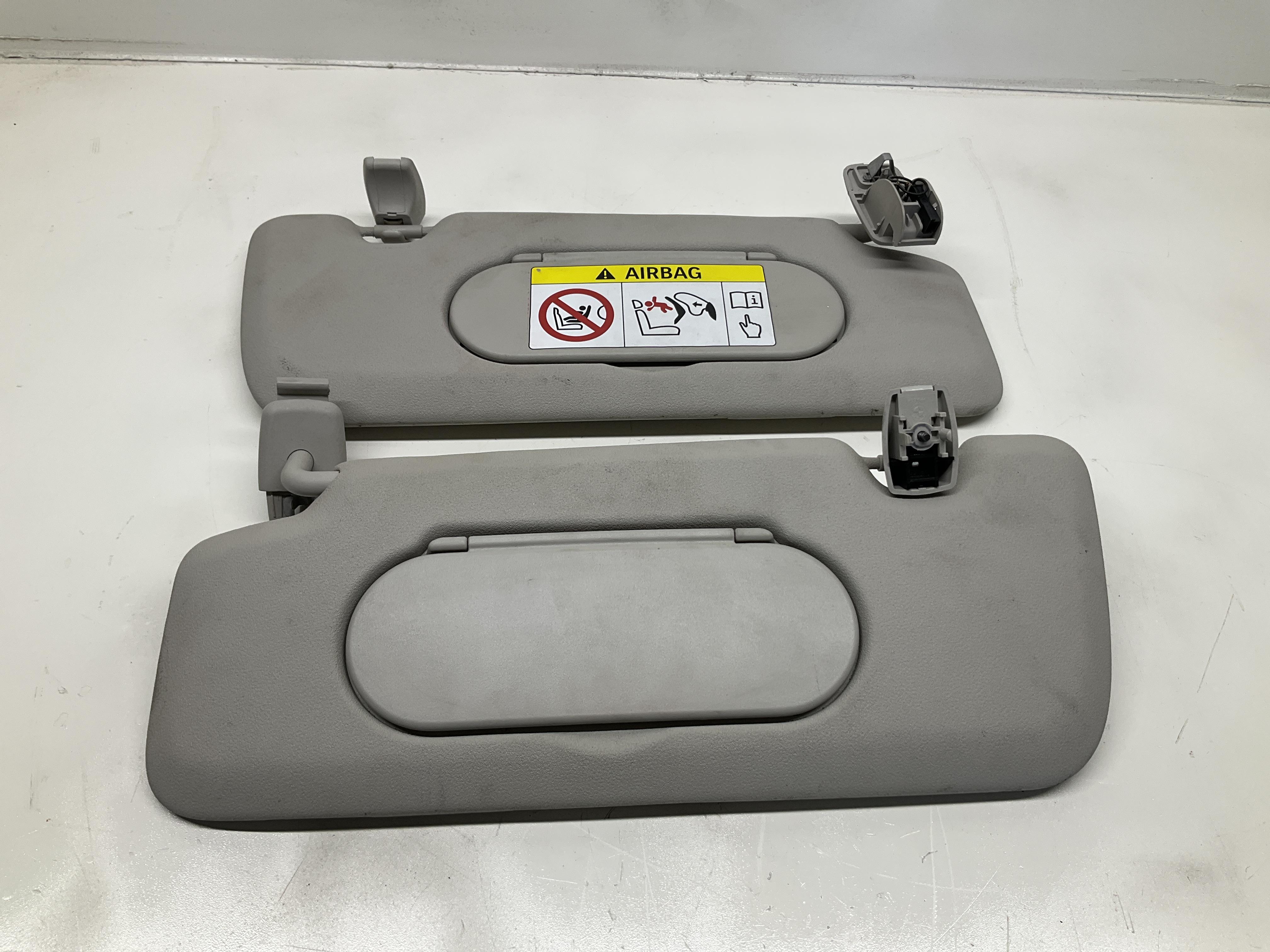 Coppia parasole Dx e SX - Immagine 1 di 5