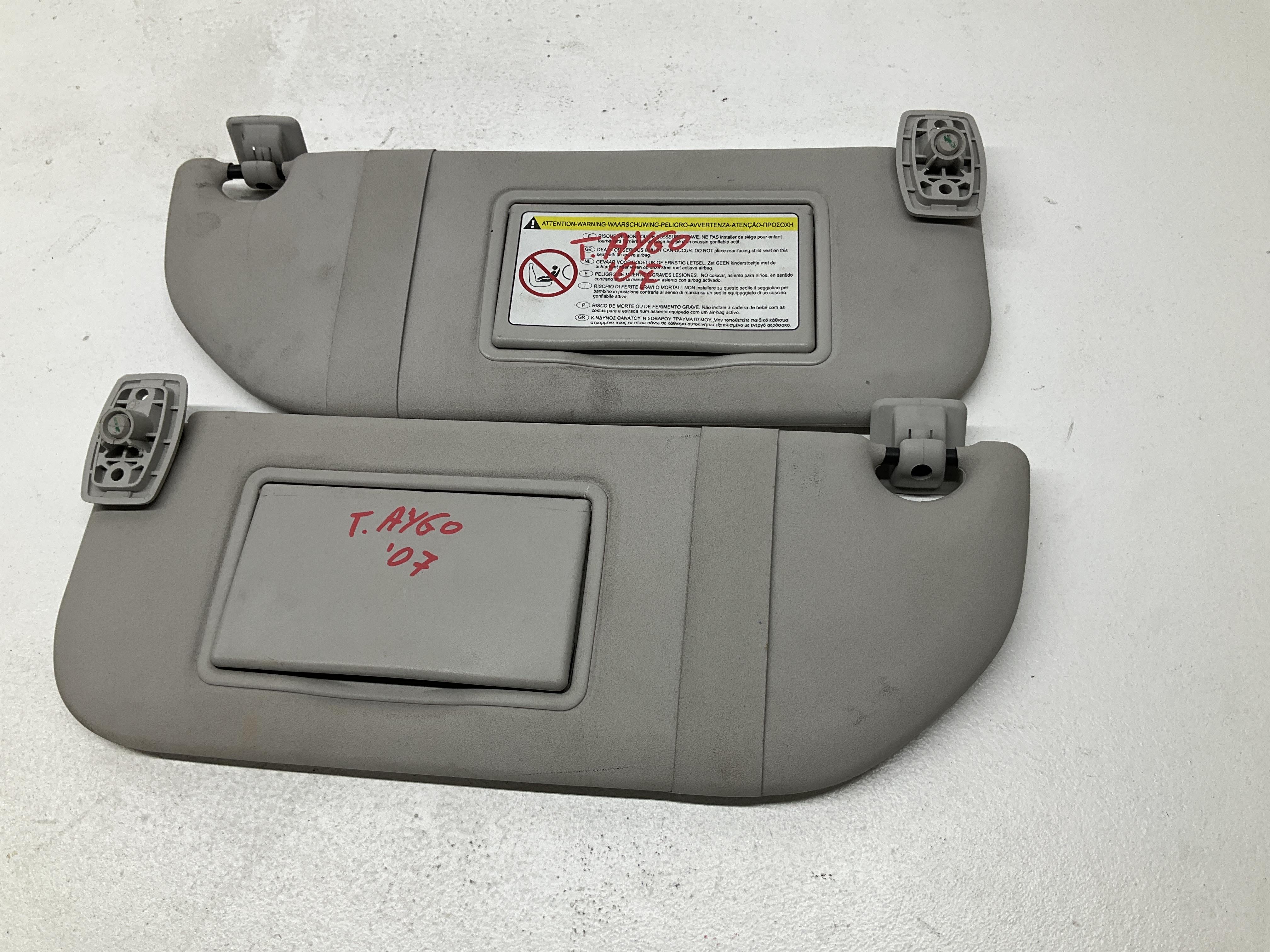 Coppia parasole Dx e SX - Immagine 1 di 5