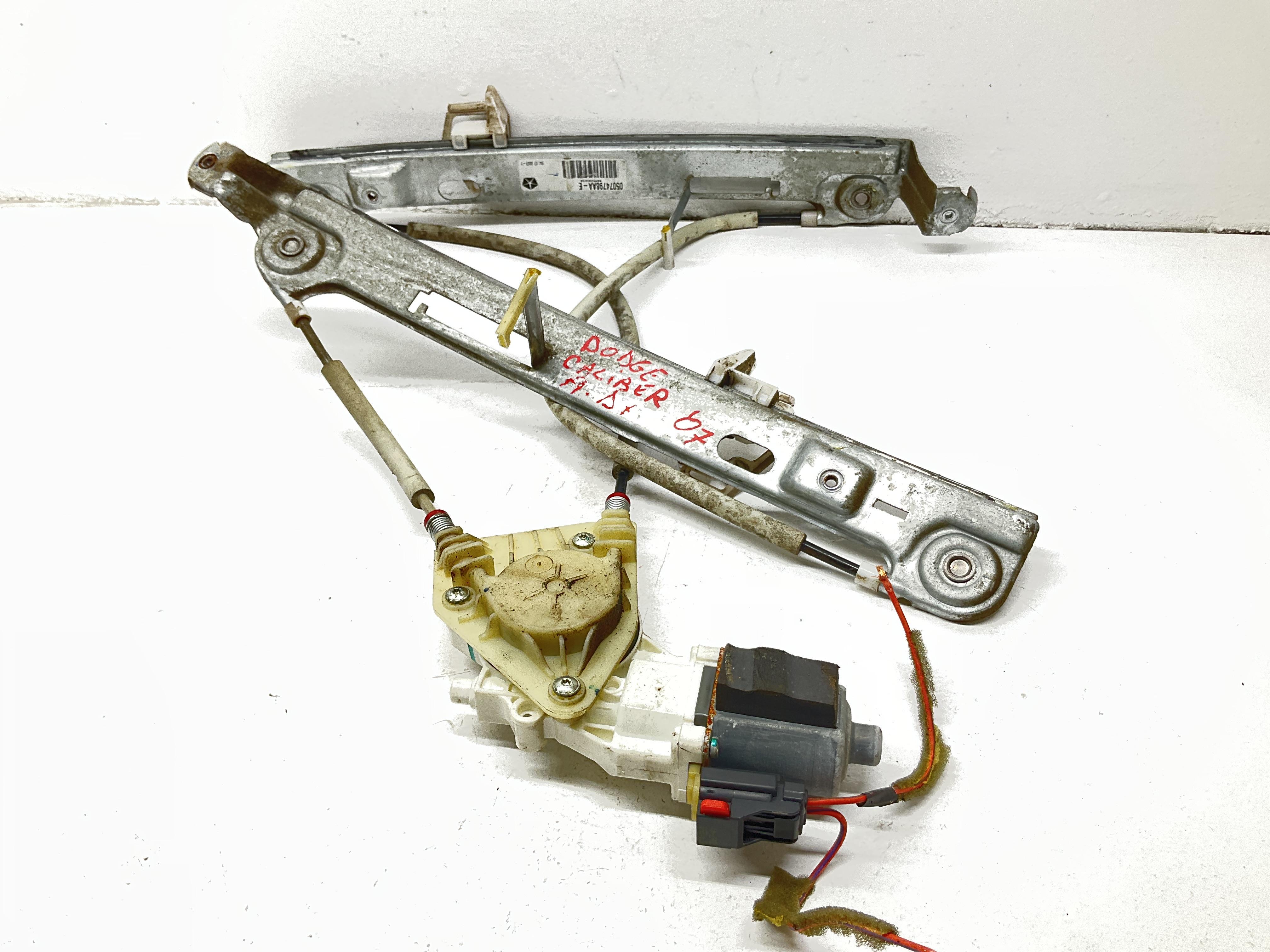 Motorino alzacristallo porta ant. Sinistro - Immagine 1 di 5