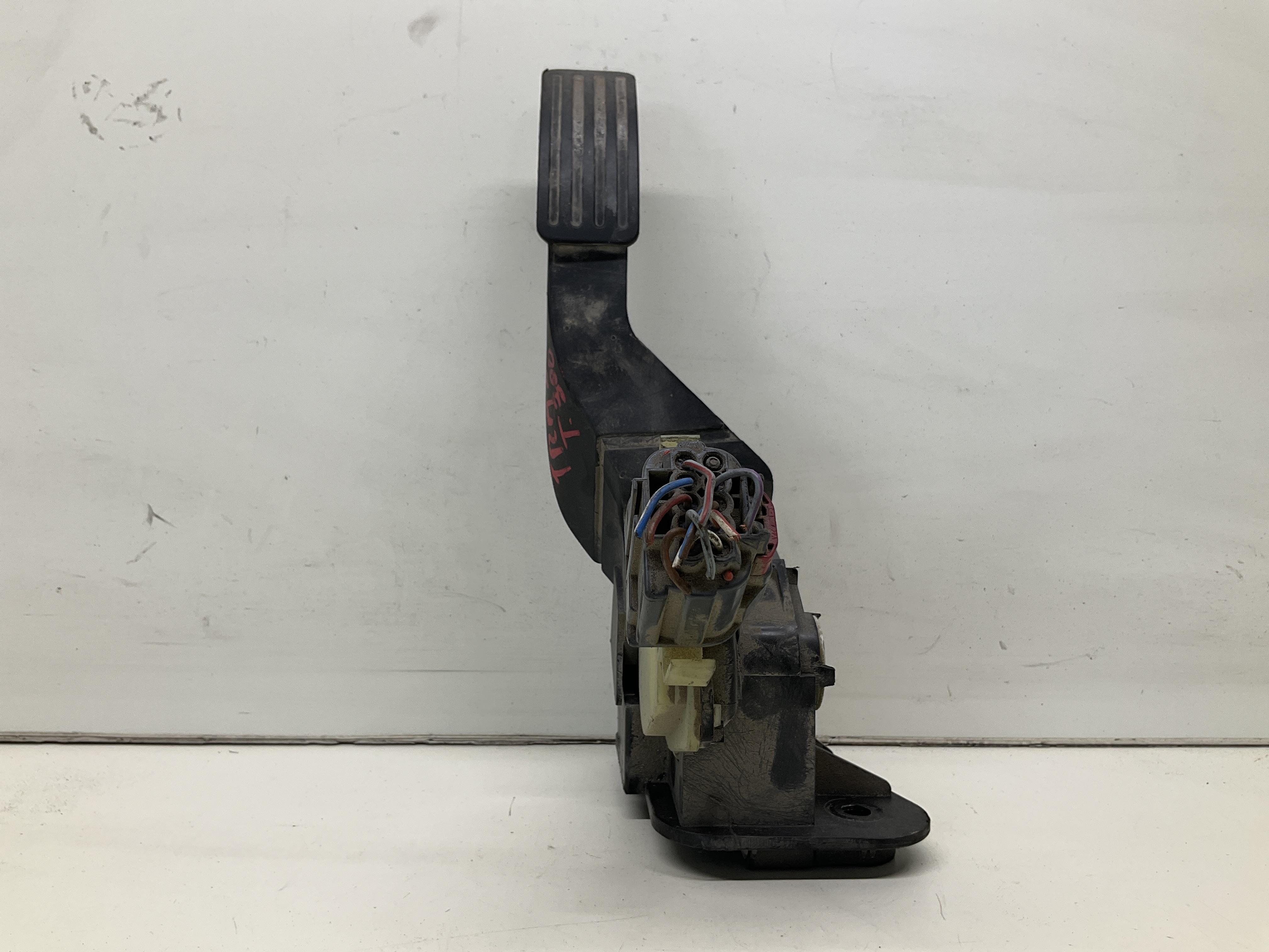 Pedale Acceleratore Usato