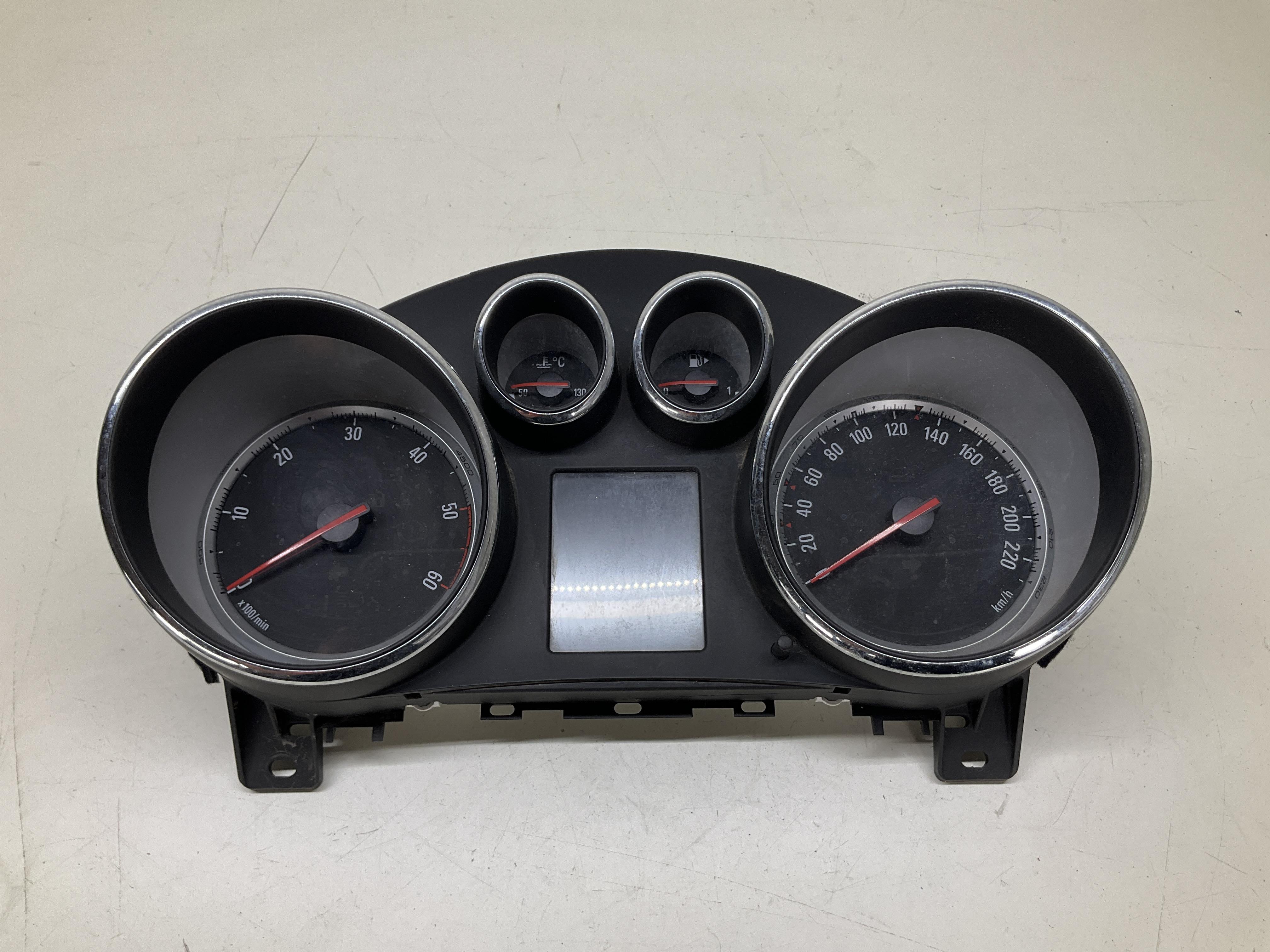 Quadro strumenti compl. - Immagine 1 di 5