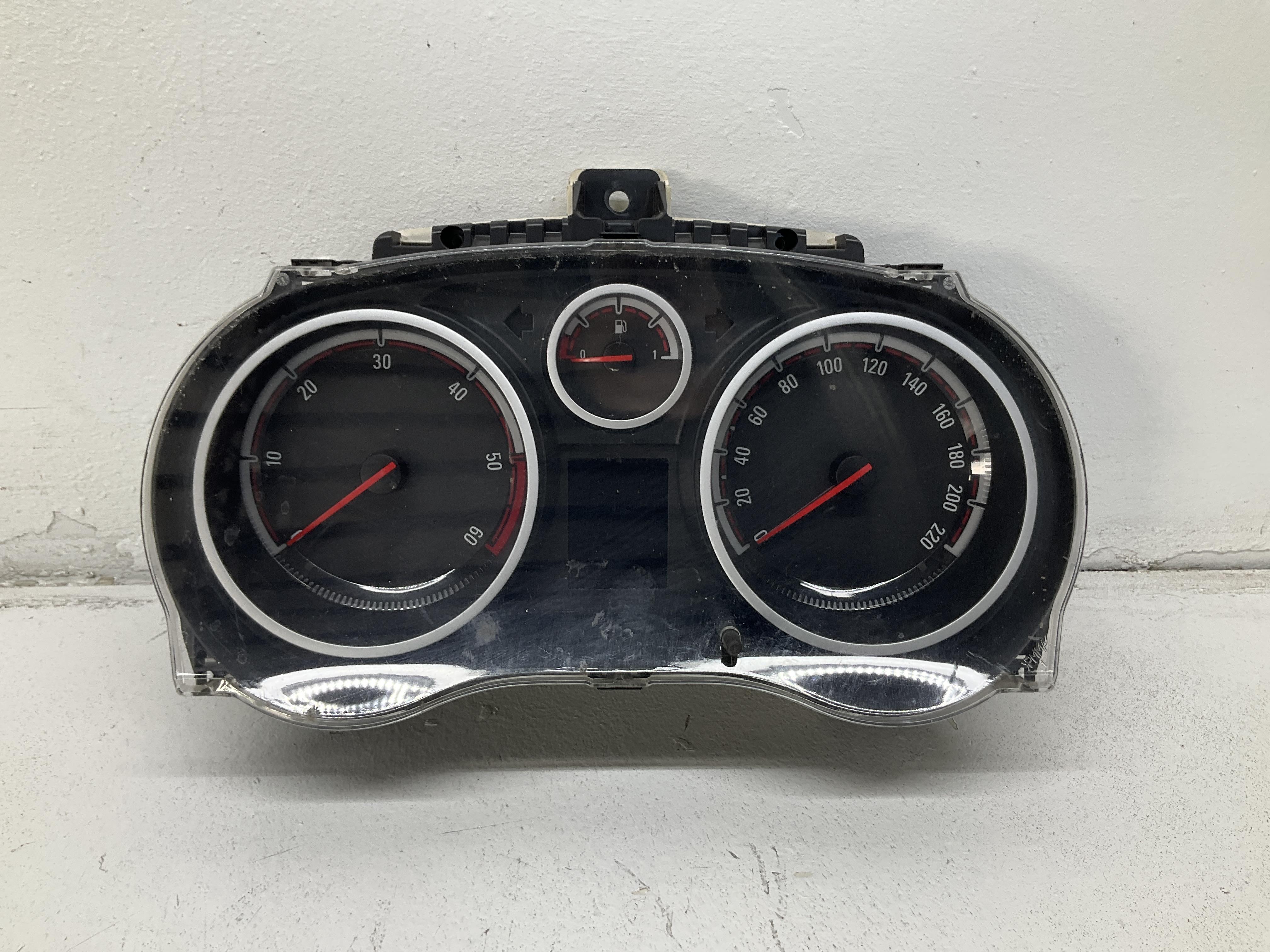 Quadro strumenti compl. - Immagine 1 di 5