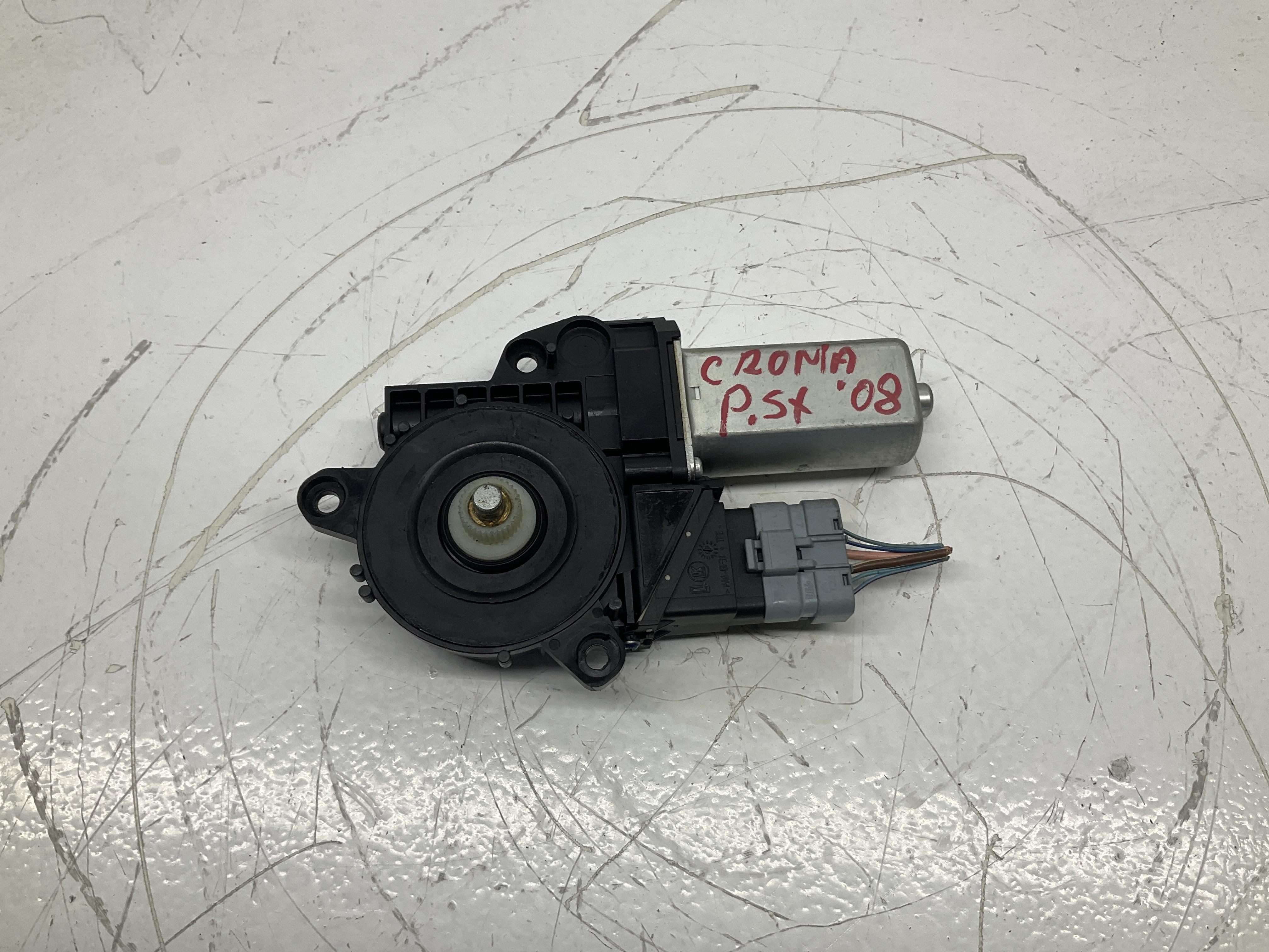 Motorino alzacristallo porta post. Sinistro - Immagine 1 di 5