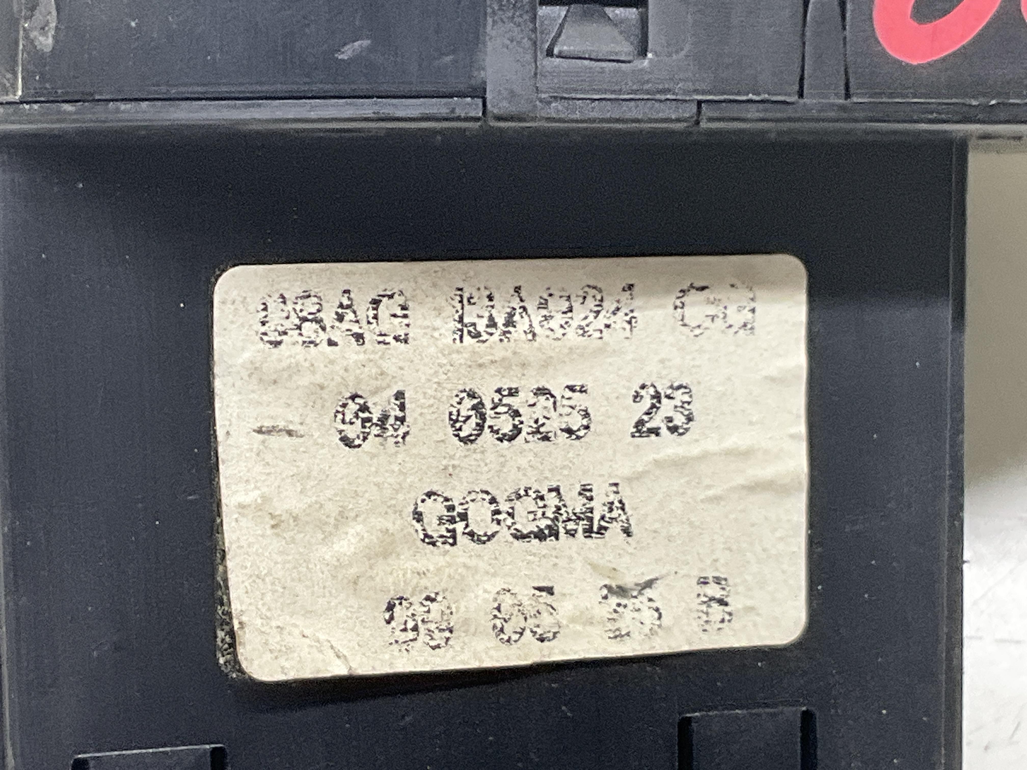 Miniatura 7