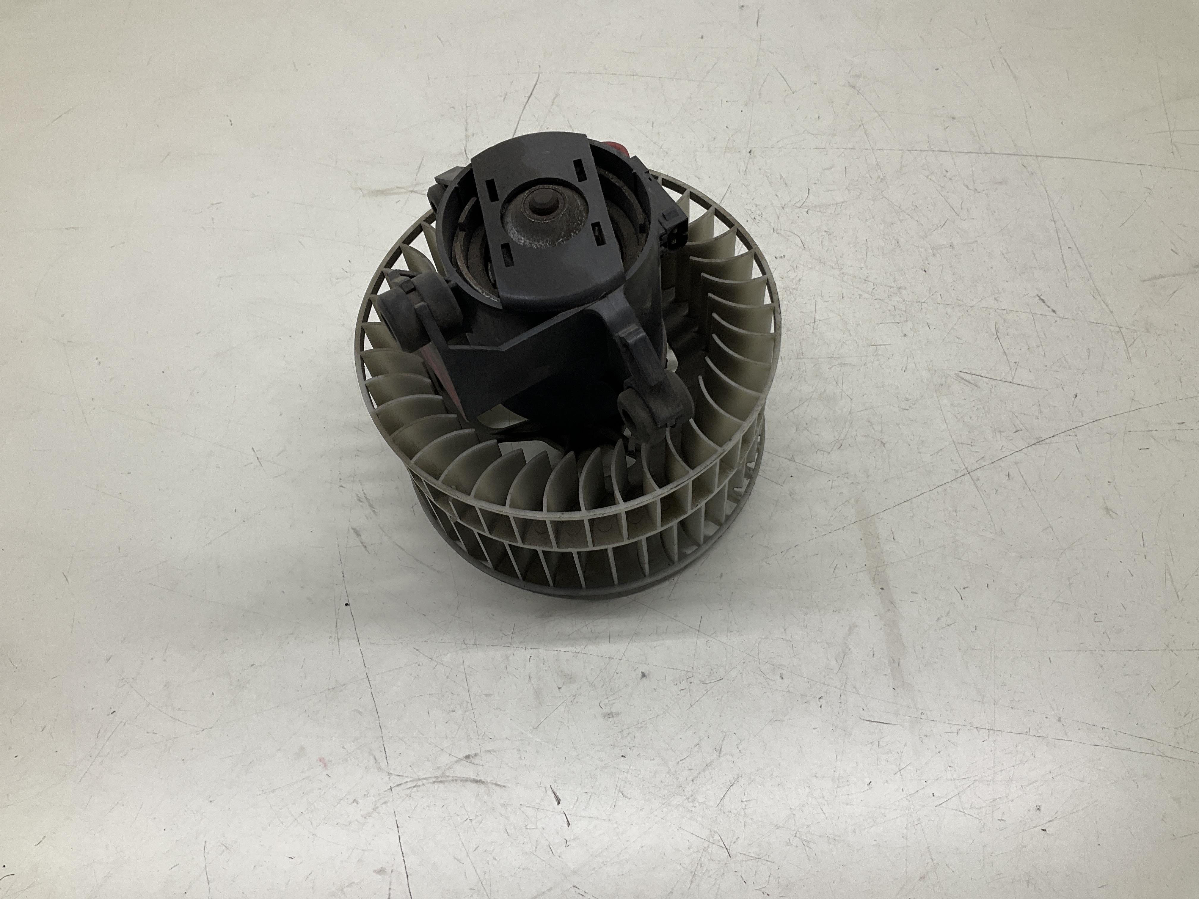 Ventola motorino ventilazione abitacolo - Immagine 1 di 5