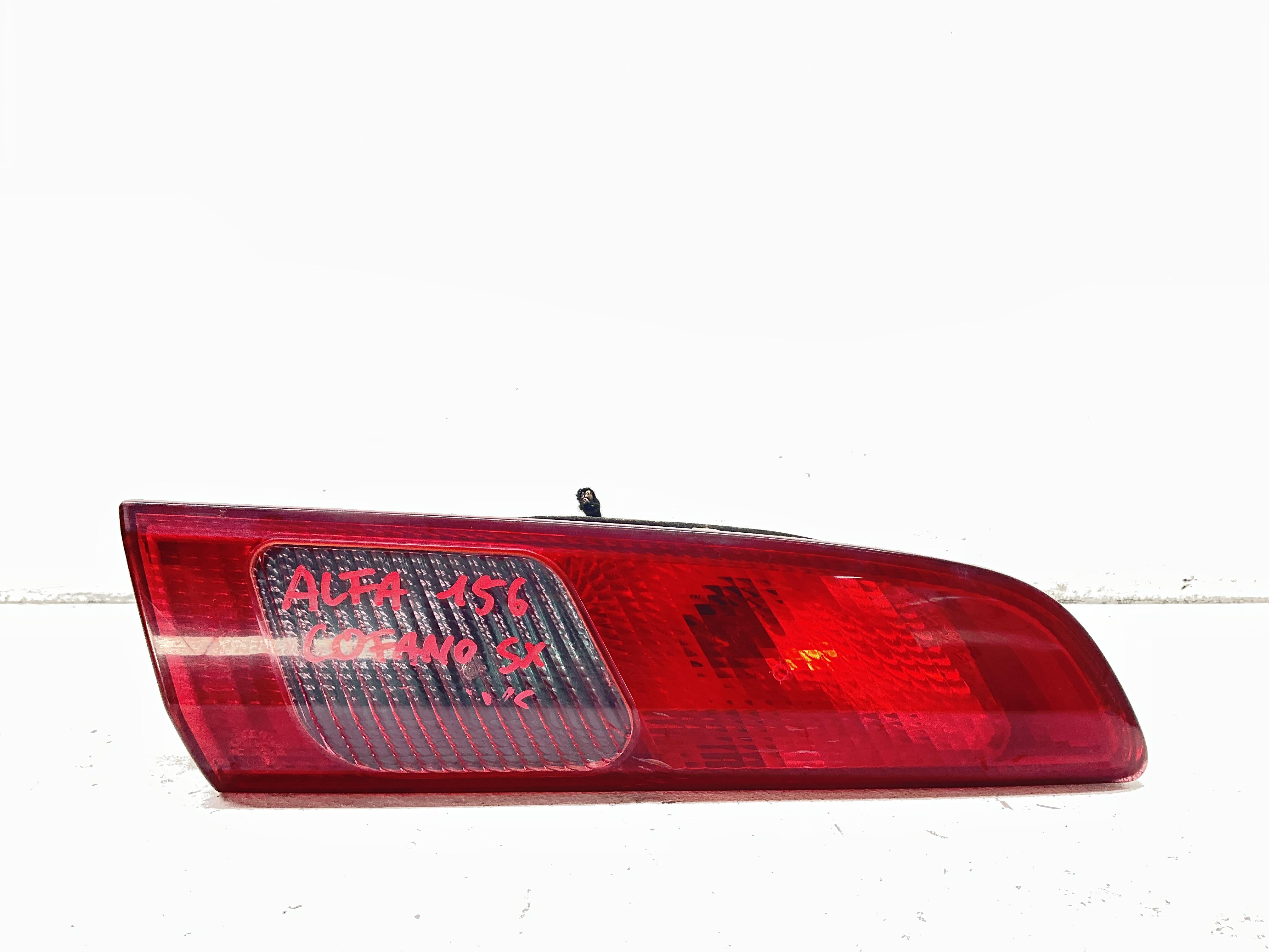 fanale stop supplementare sinistro - Immagine 1 di 5