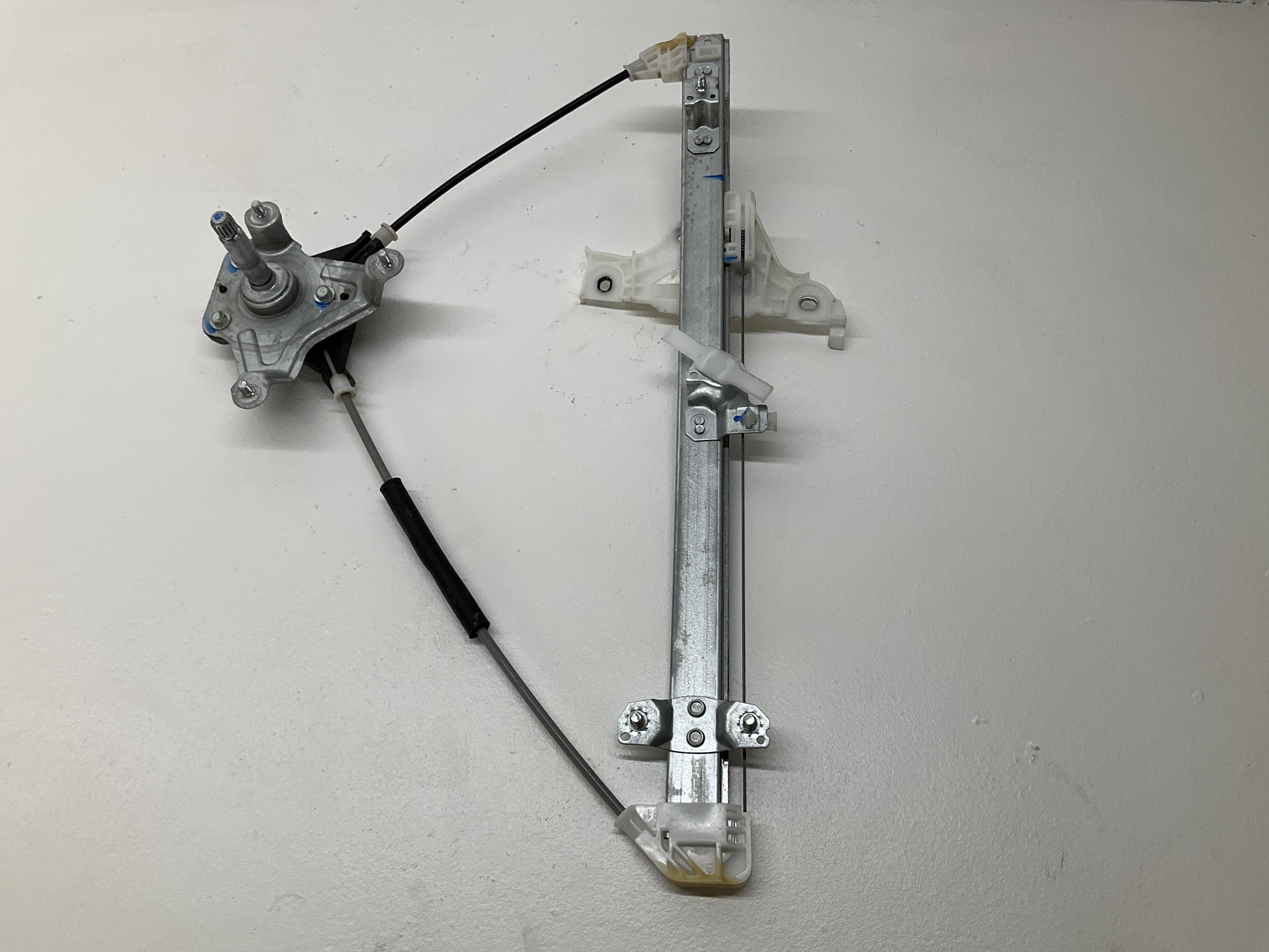 Motorino alzacristallo porta post. Sinistro - Immagine 1 di 5
