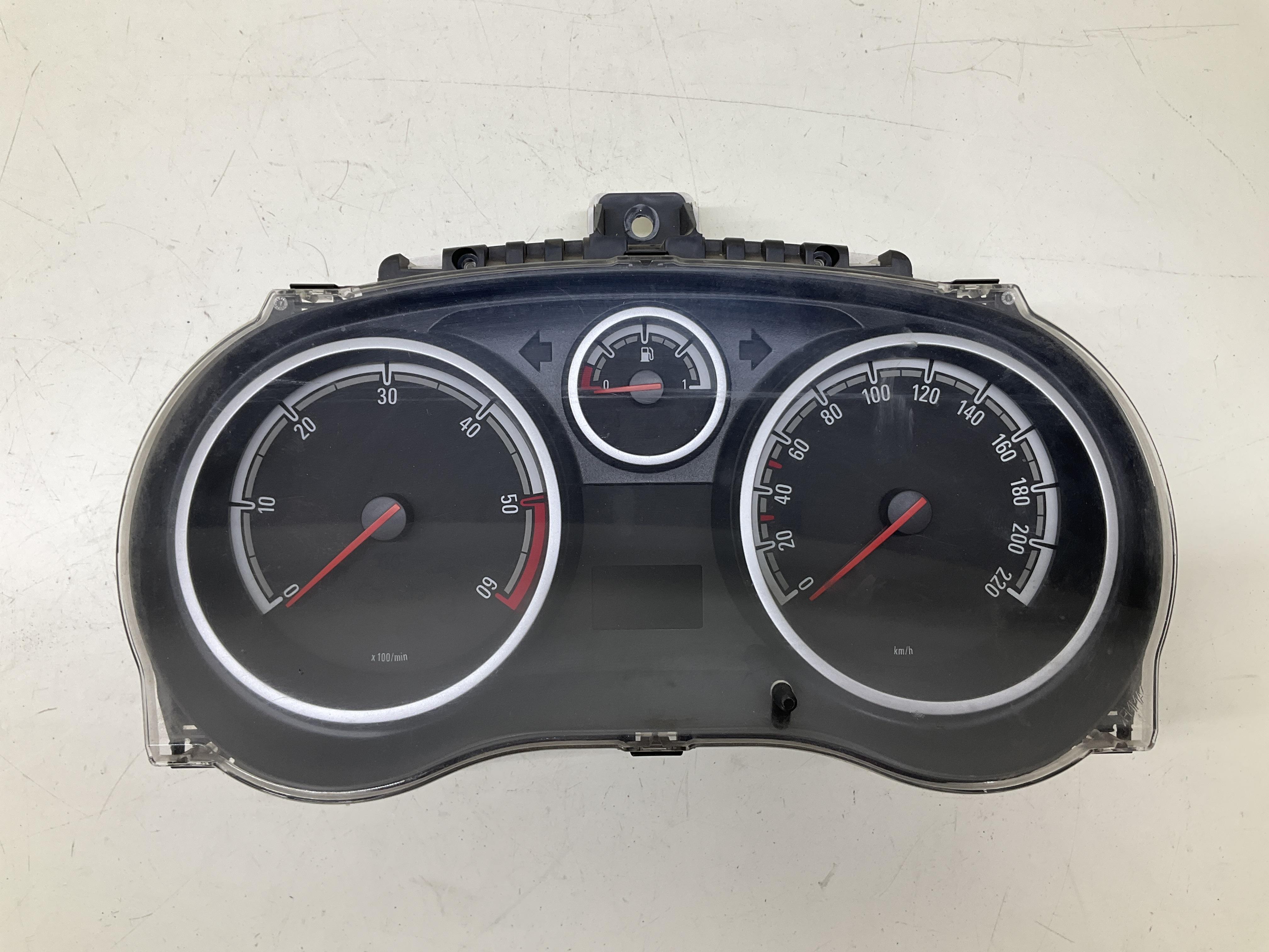 Quadro strumenti compl. - Immagine 1 di 5