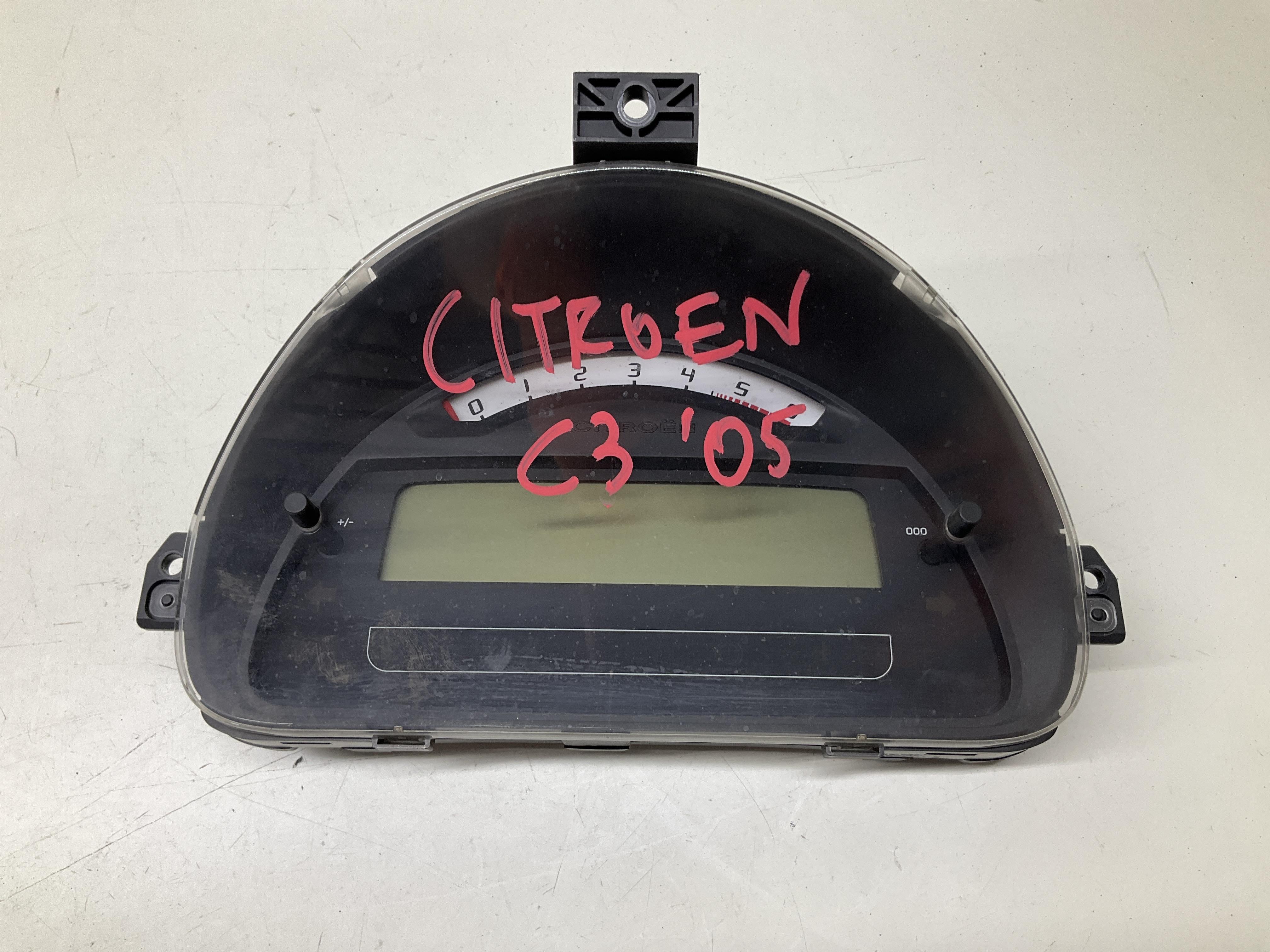 Quadro strumenti compl. - Immagine 1 di 5