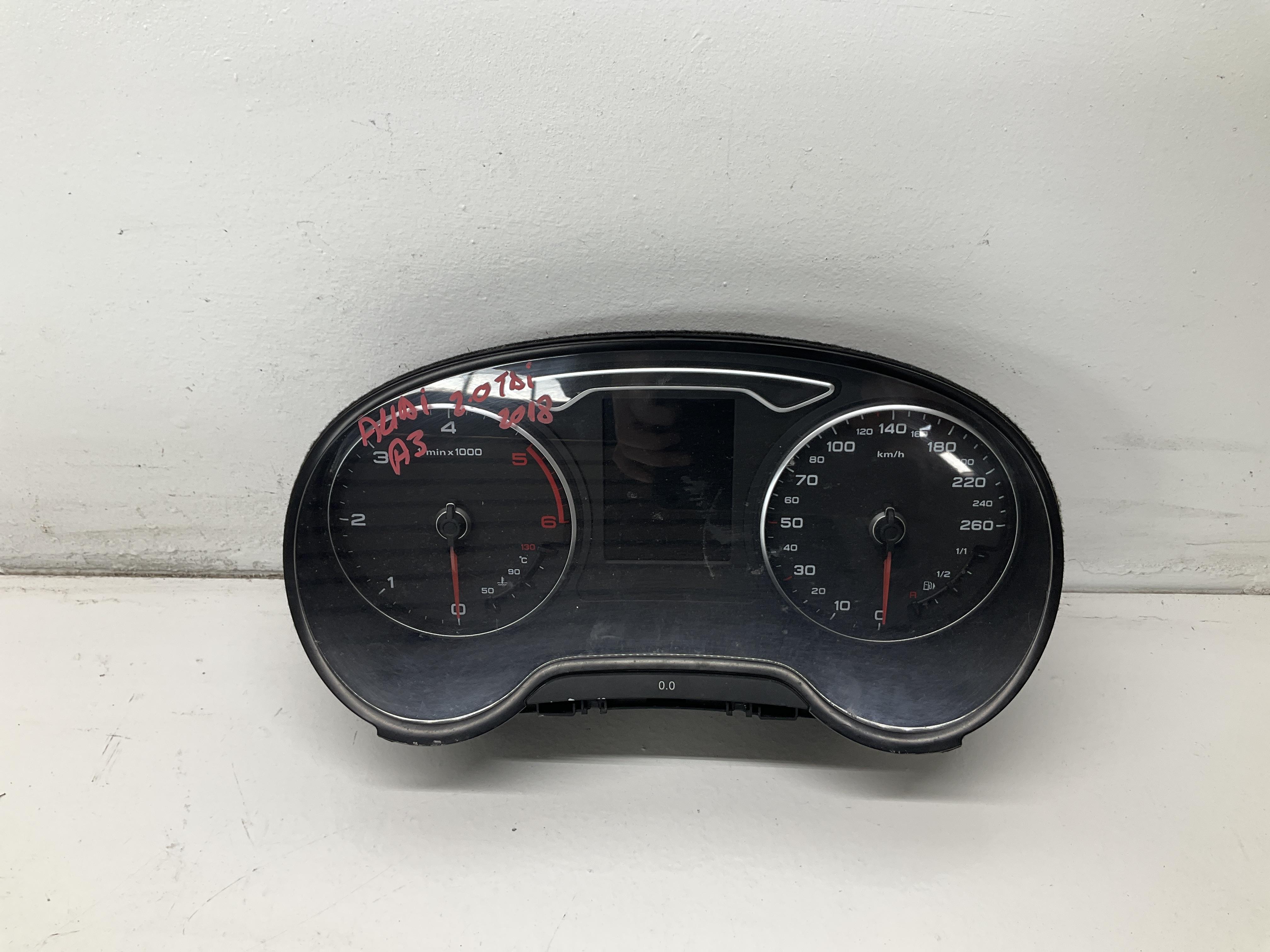 Quadro strumenti compl. - Immagine 1 di 5