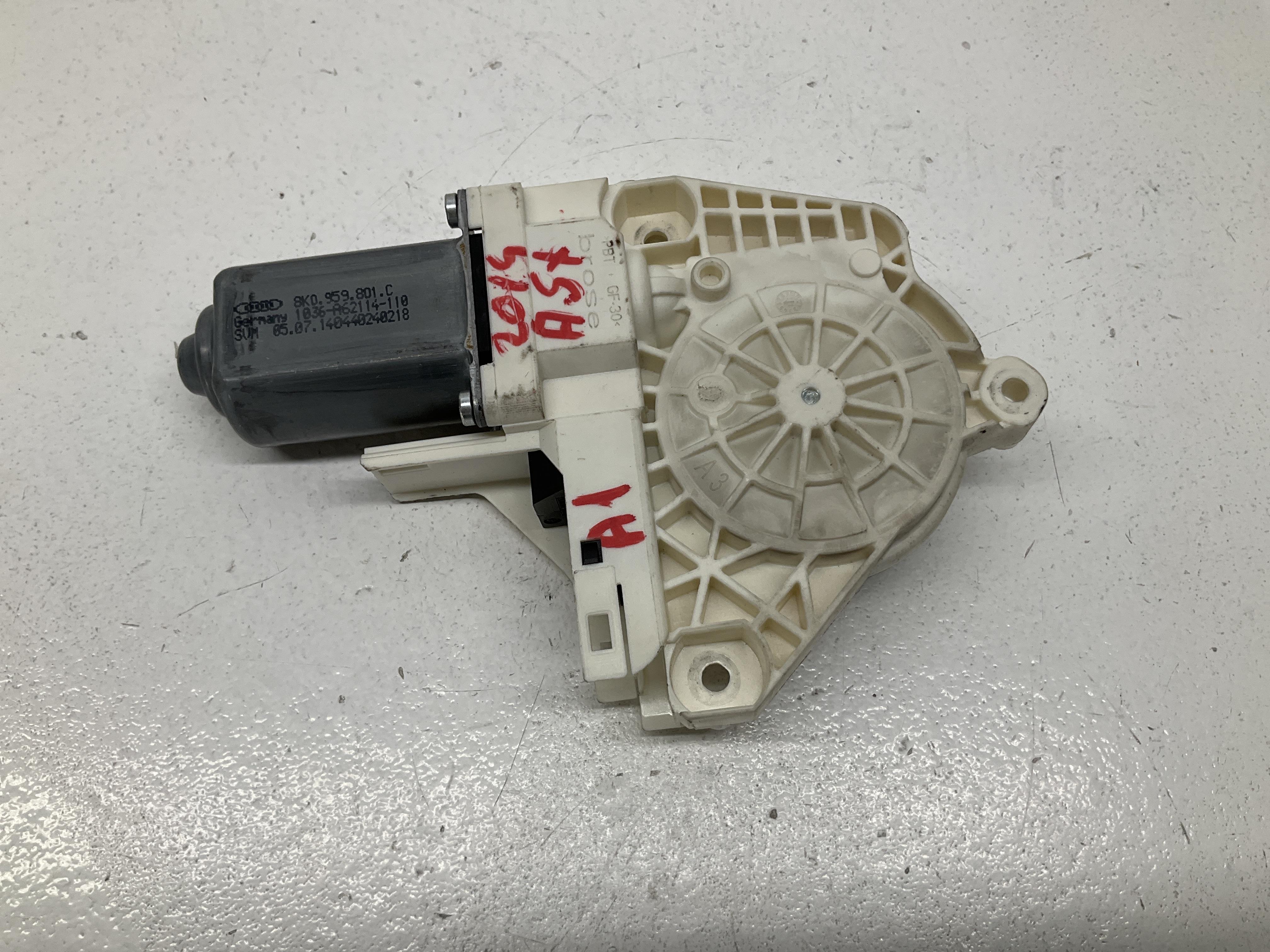 Motorino alzacristallo porta ant. Sinistro - Immagine 1 di 5