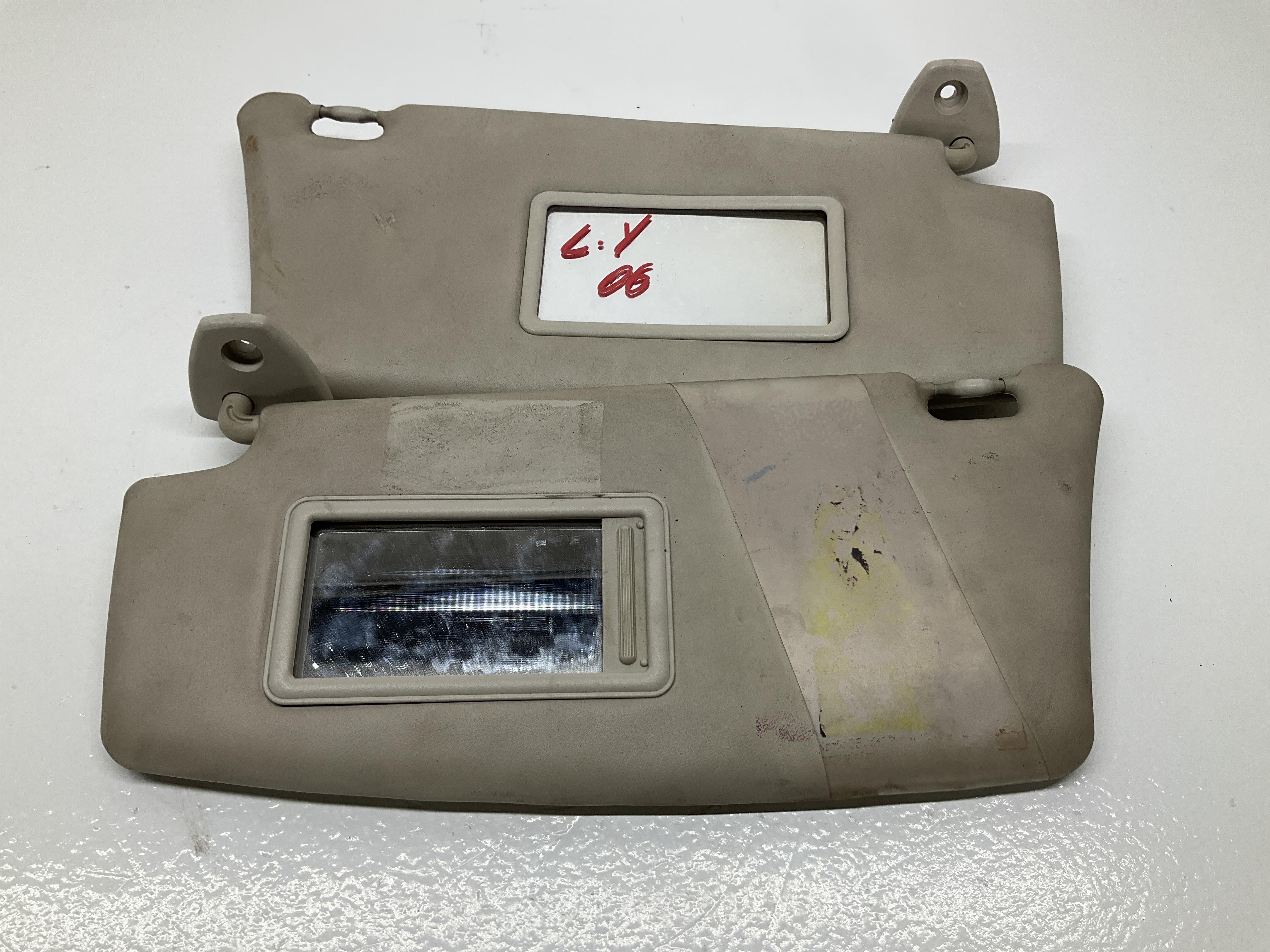 Coppia parasole Dx e SX - Immagine 1 di 5