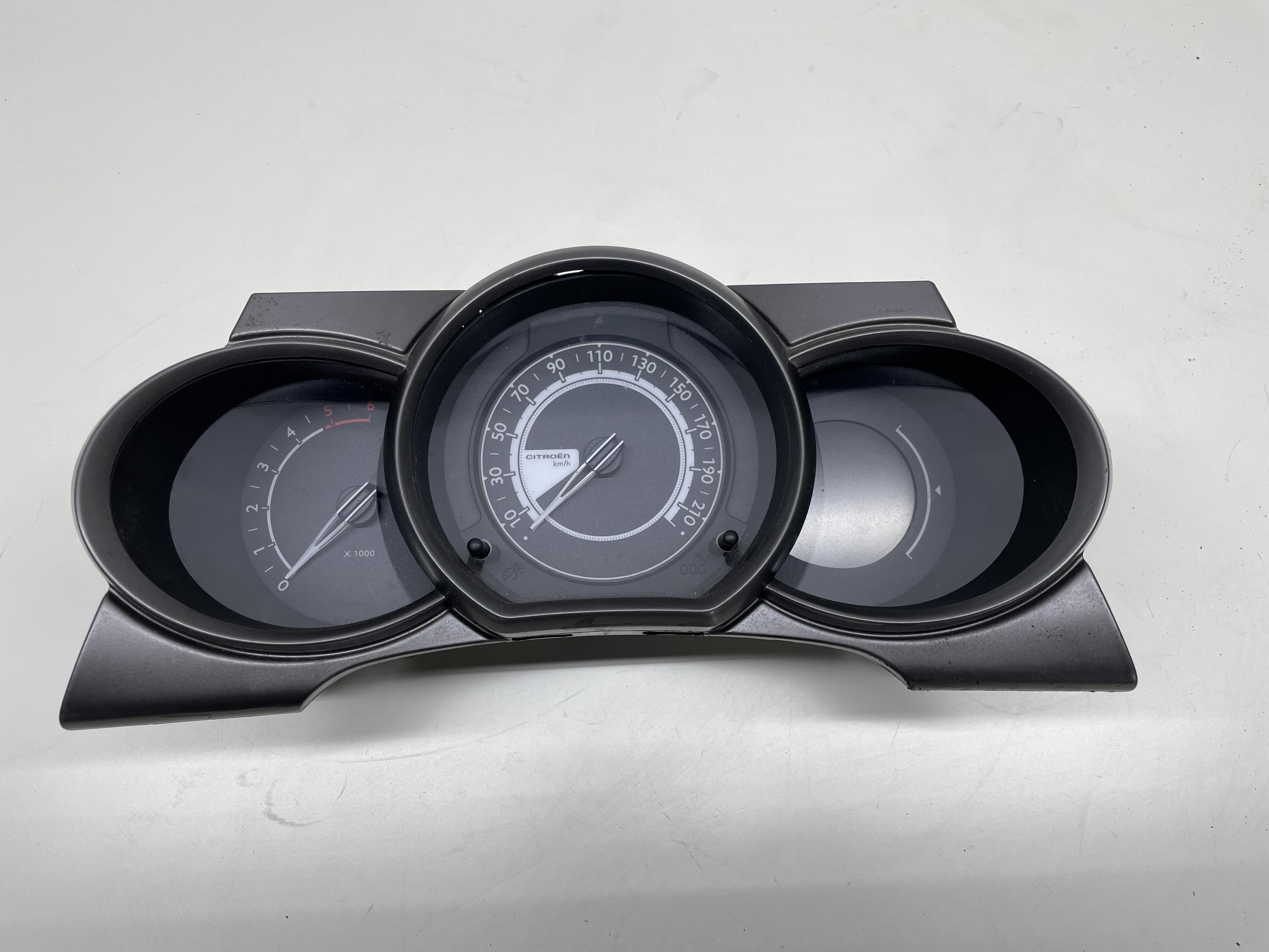 Quadro strumenti compl. - Immagine 1 di 5