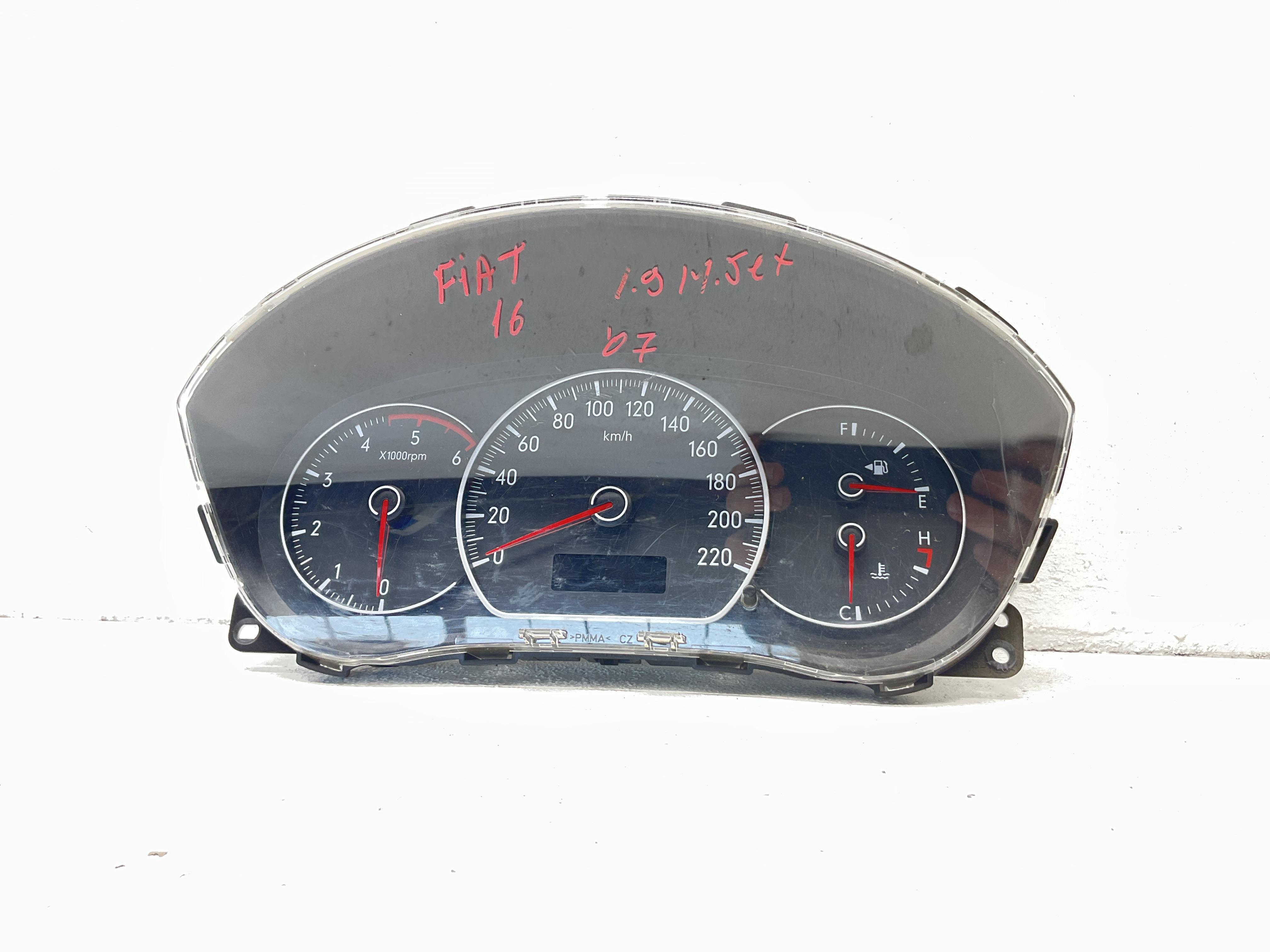 Quadro strumenti compl. - Immagine 1 di 5