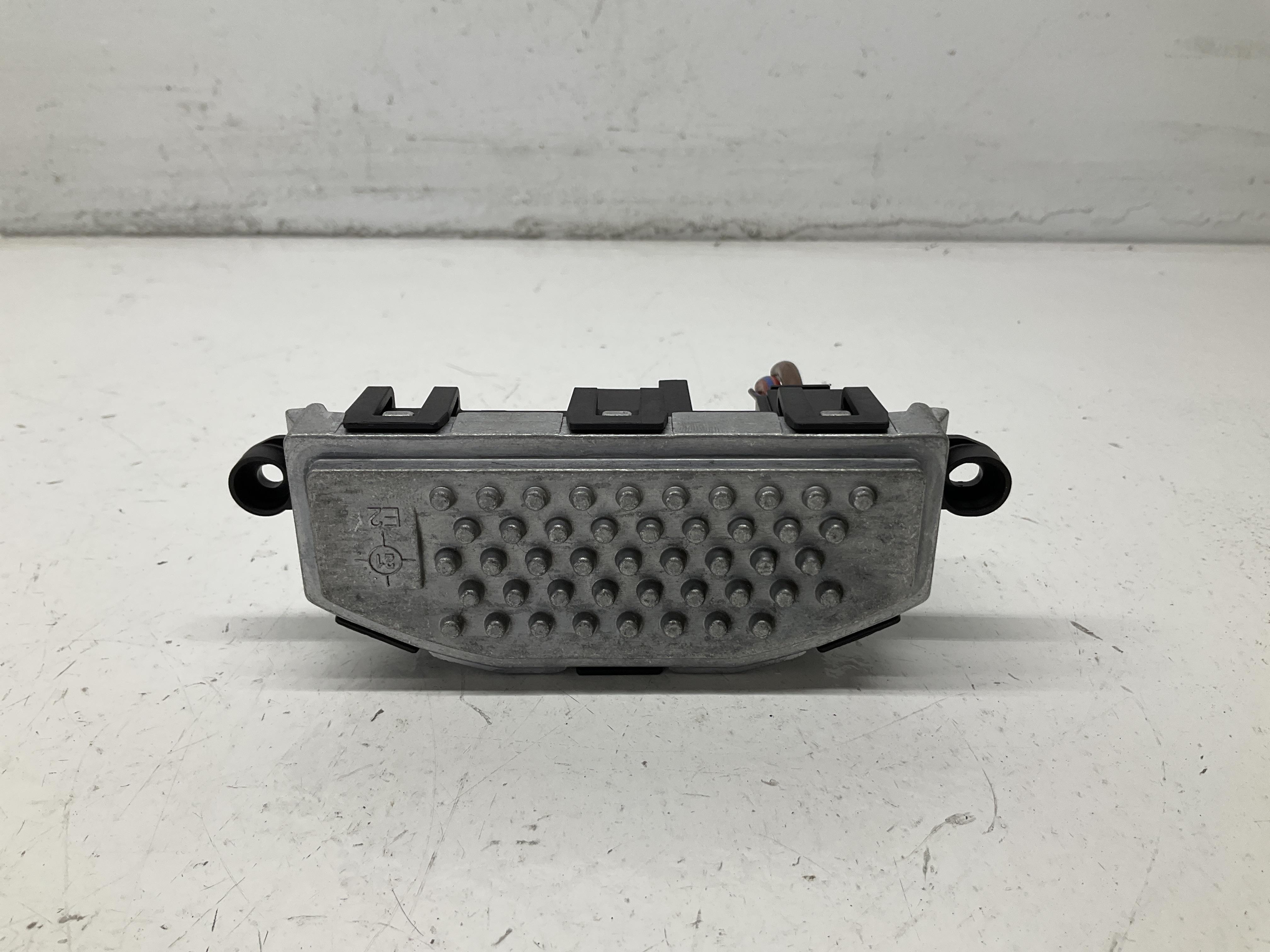 Resistenza motorino ventilazione abitacolo - Immagine 1 di 6