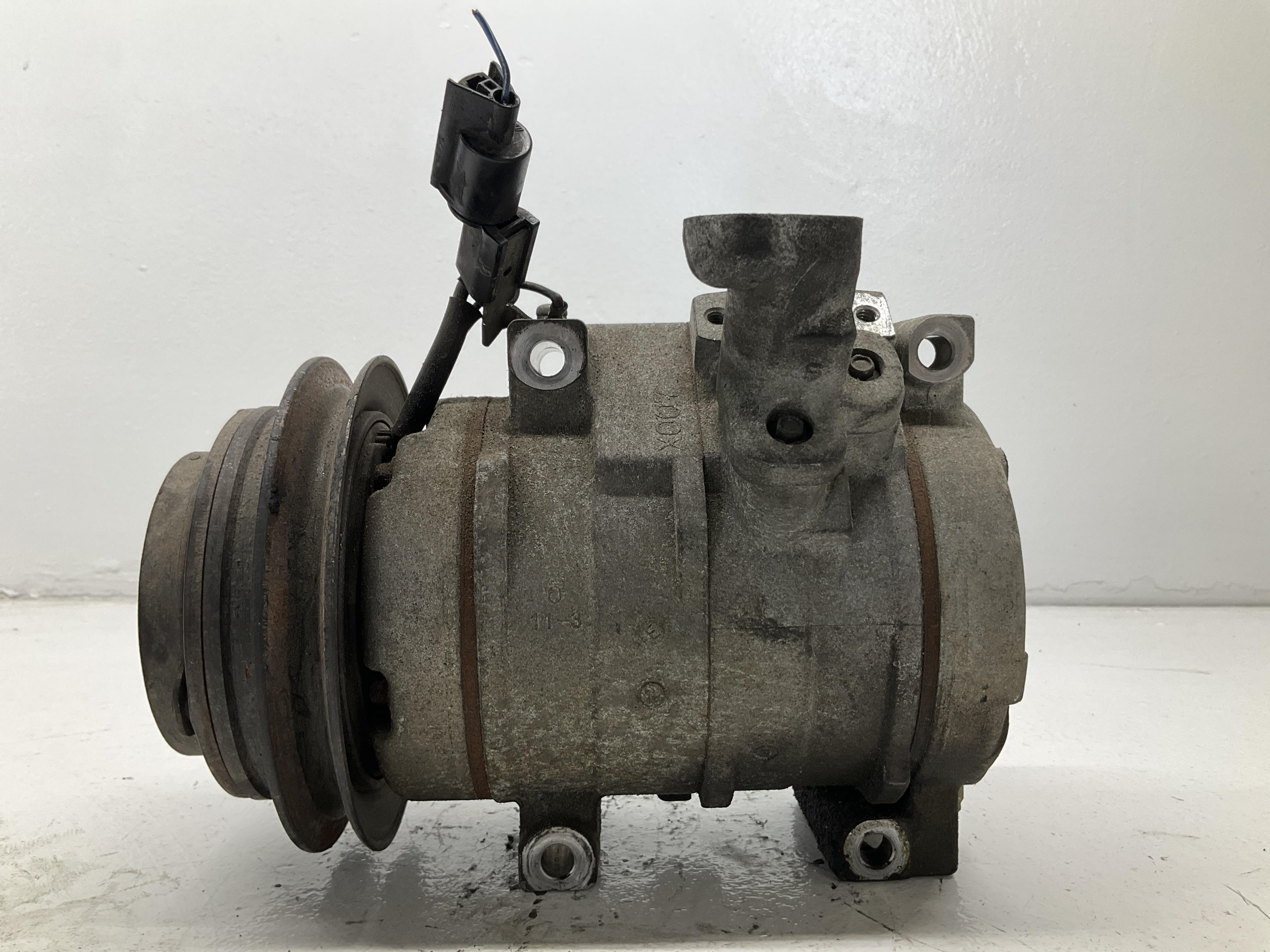Compressore A/C - Immagine 1 di 5