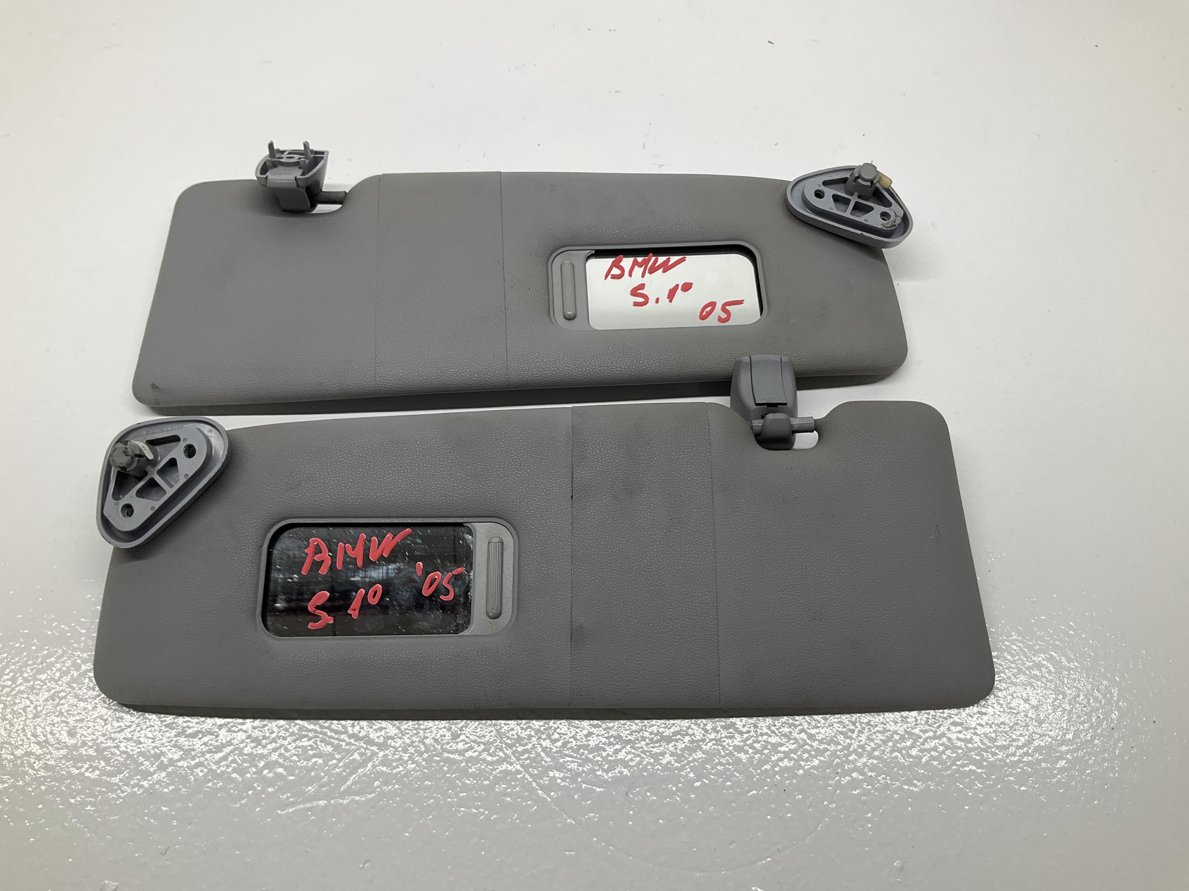 Coppia parasole Dx e SX - Immagine 1 di 5