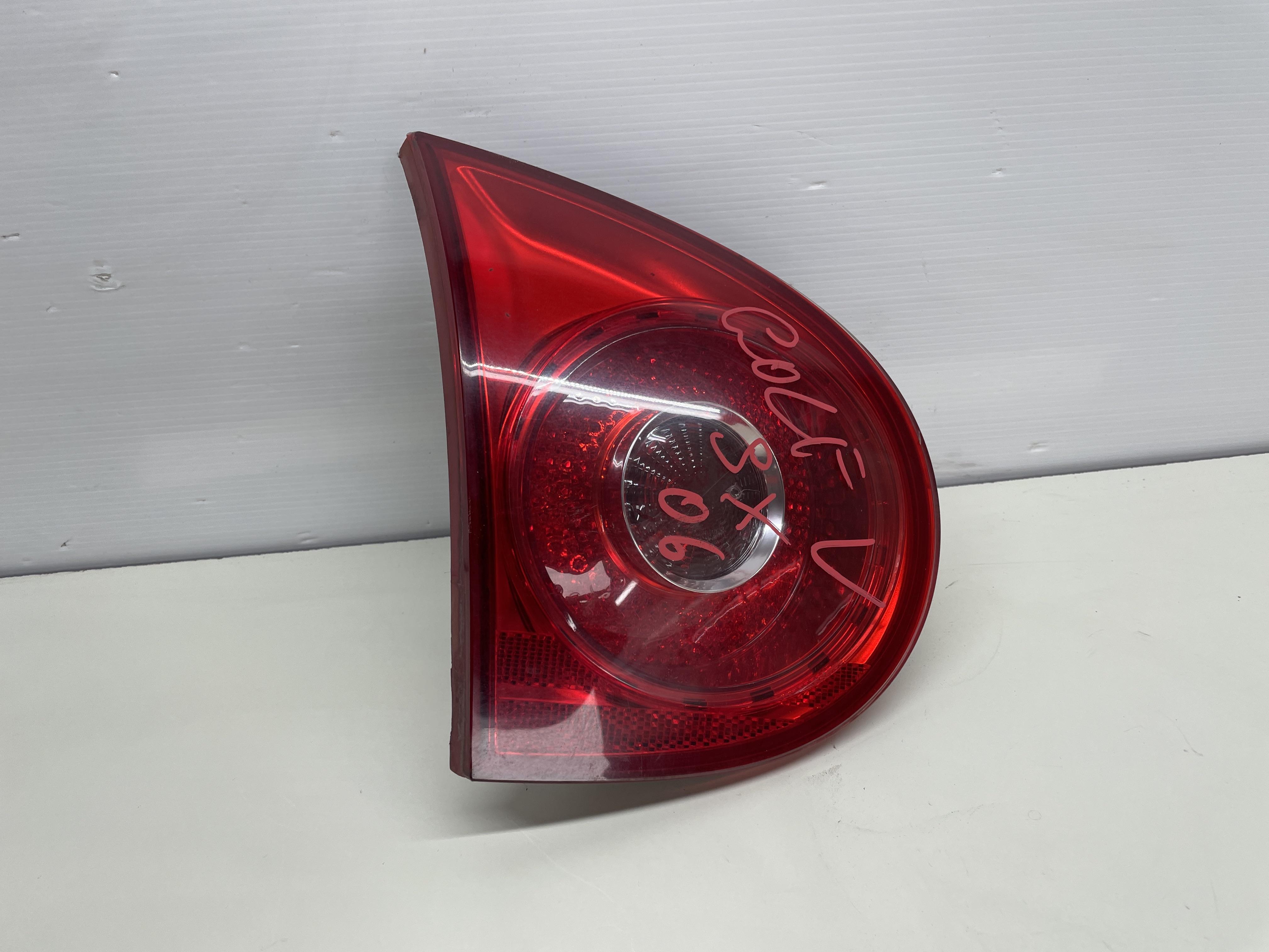 fanale stop supplementare sinistro - Immagine 1 di 5
