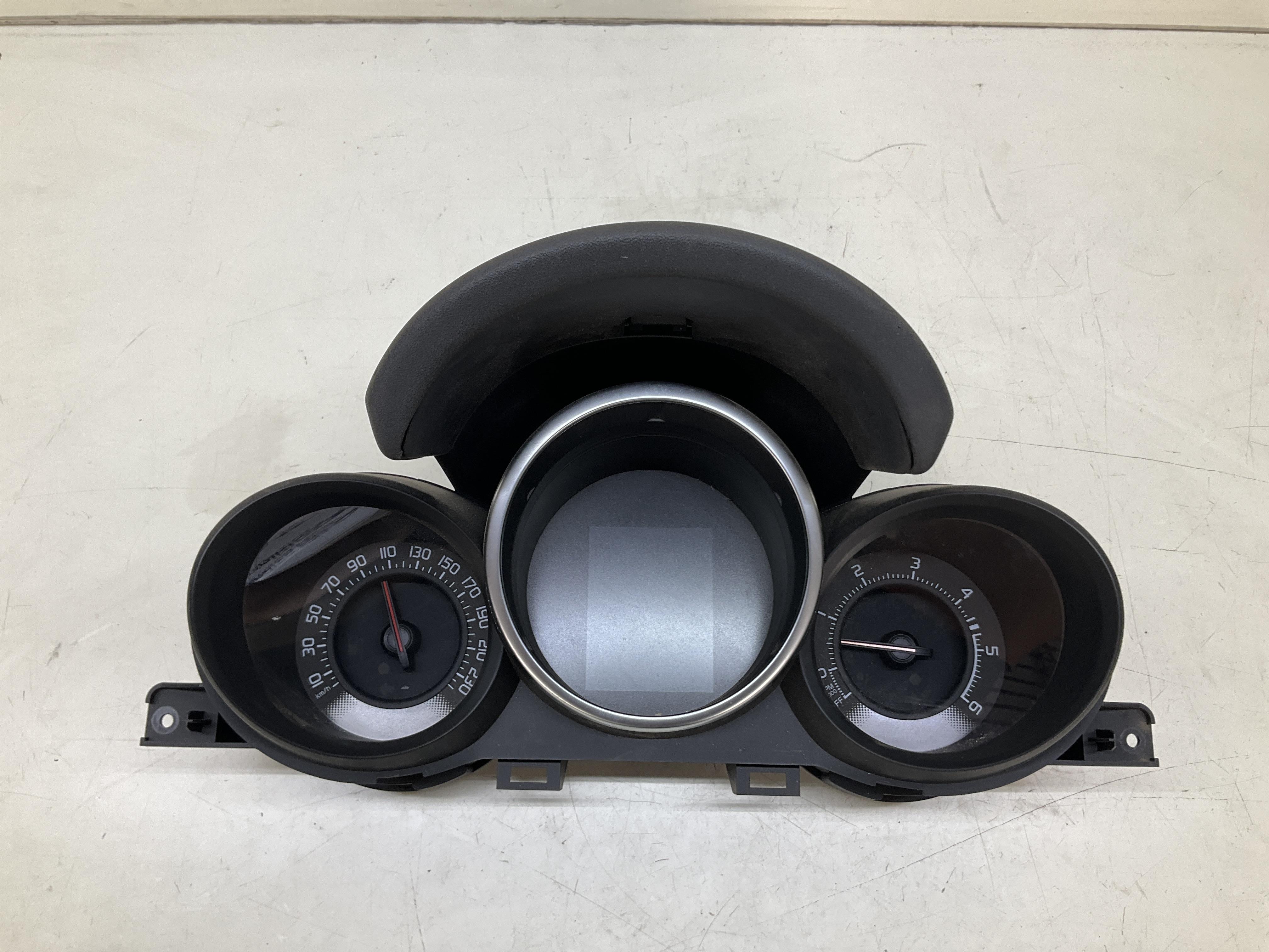 Quadro strumenti compl. - Immagine 1 di 5