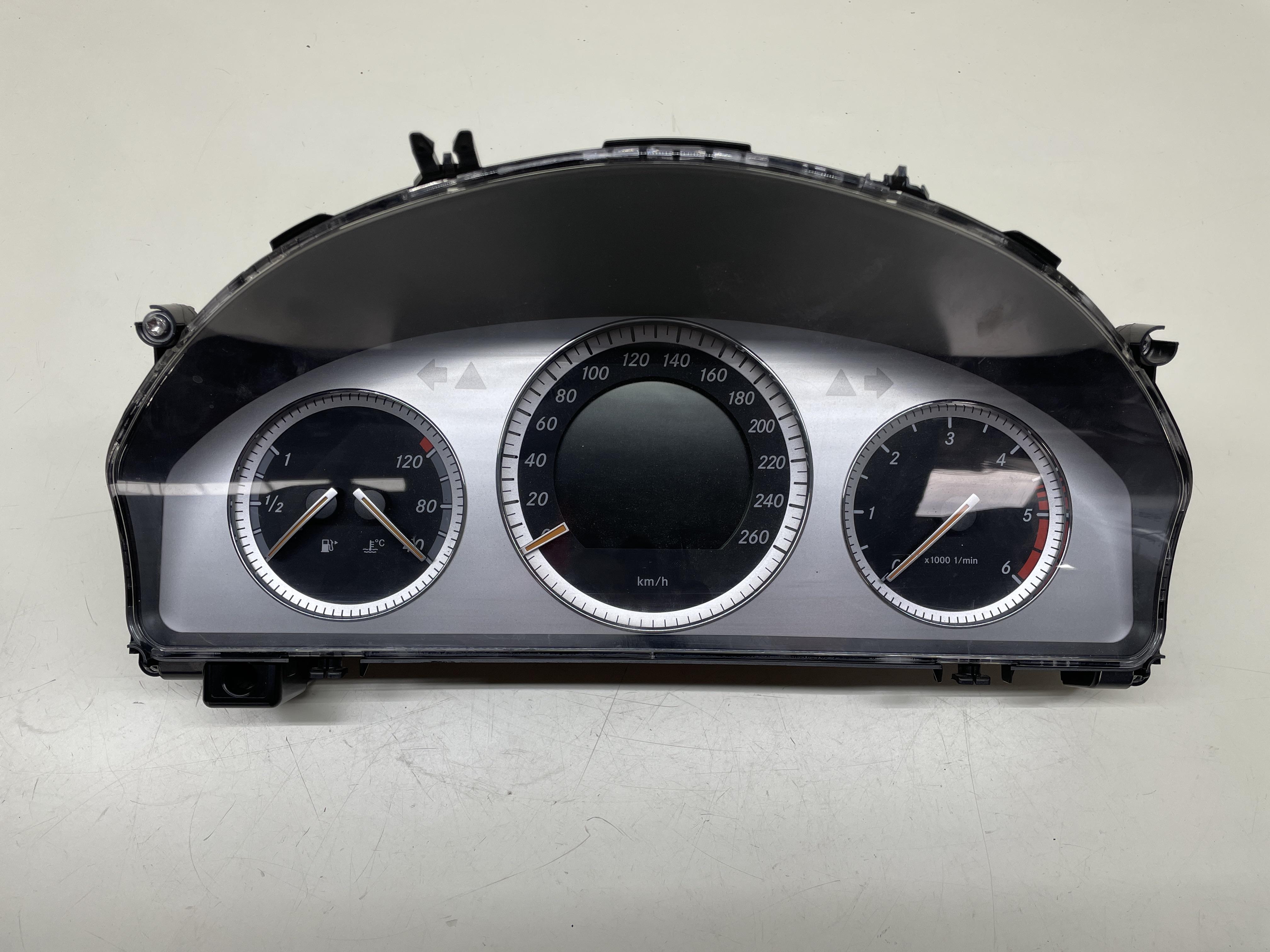 Quadro strumenti compl. - Immagine 1 di 6
