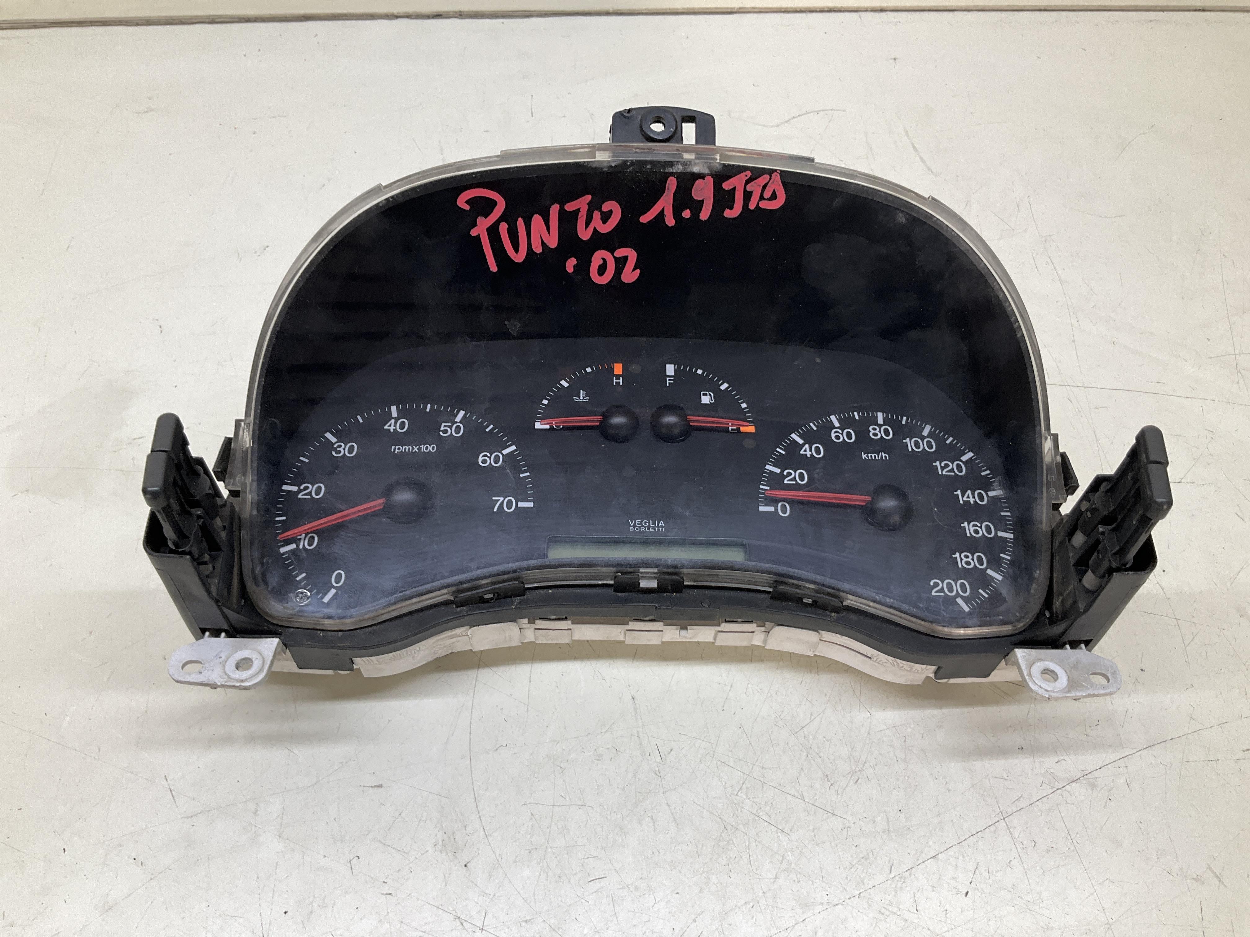 Quadro strumenti compl. - Immagine 1 di 5