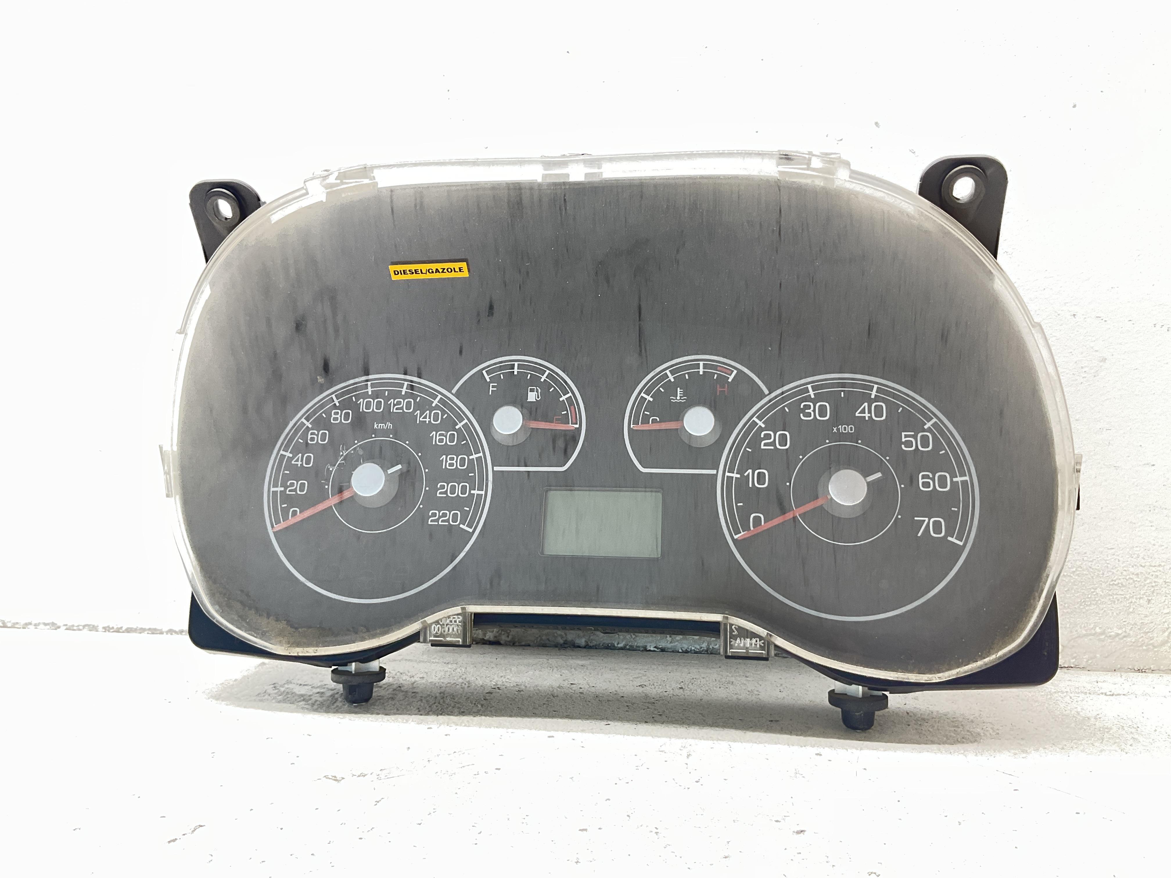 Quadro strumenti compl. - Immagine 1 di 6