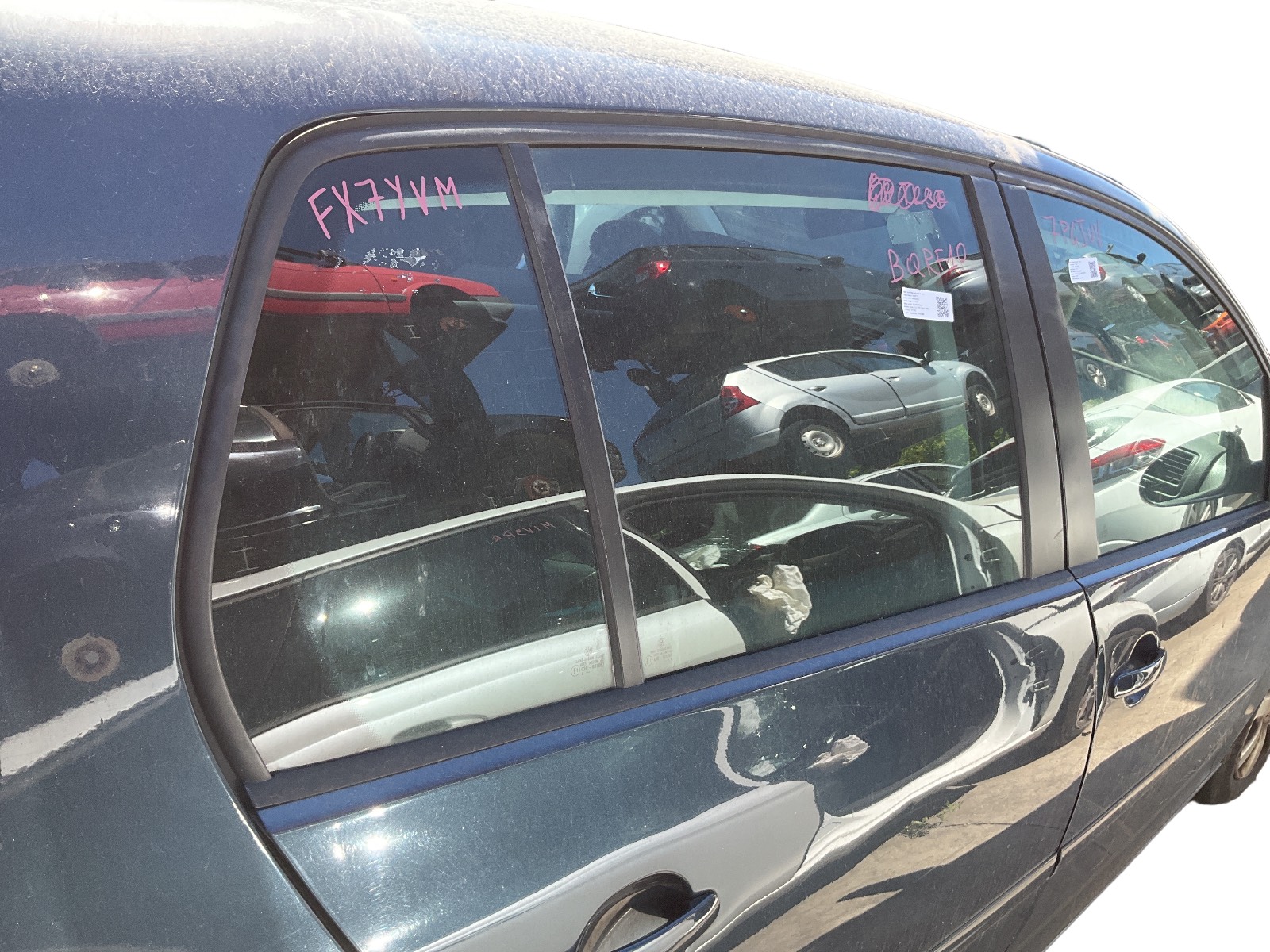 Scendente Porta Post. Destro 1K6845026B 1K6845026D Usato