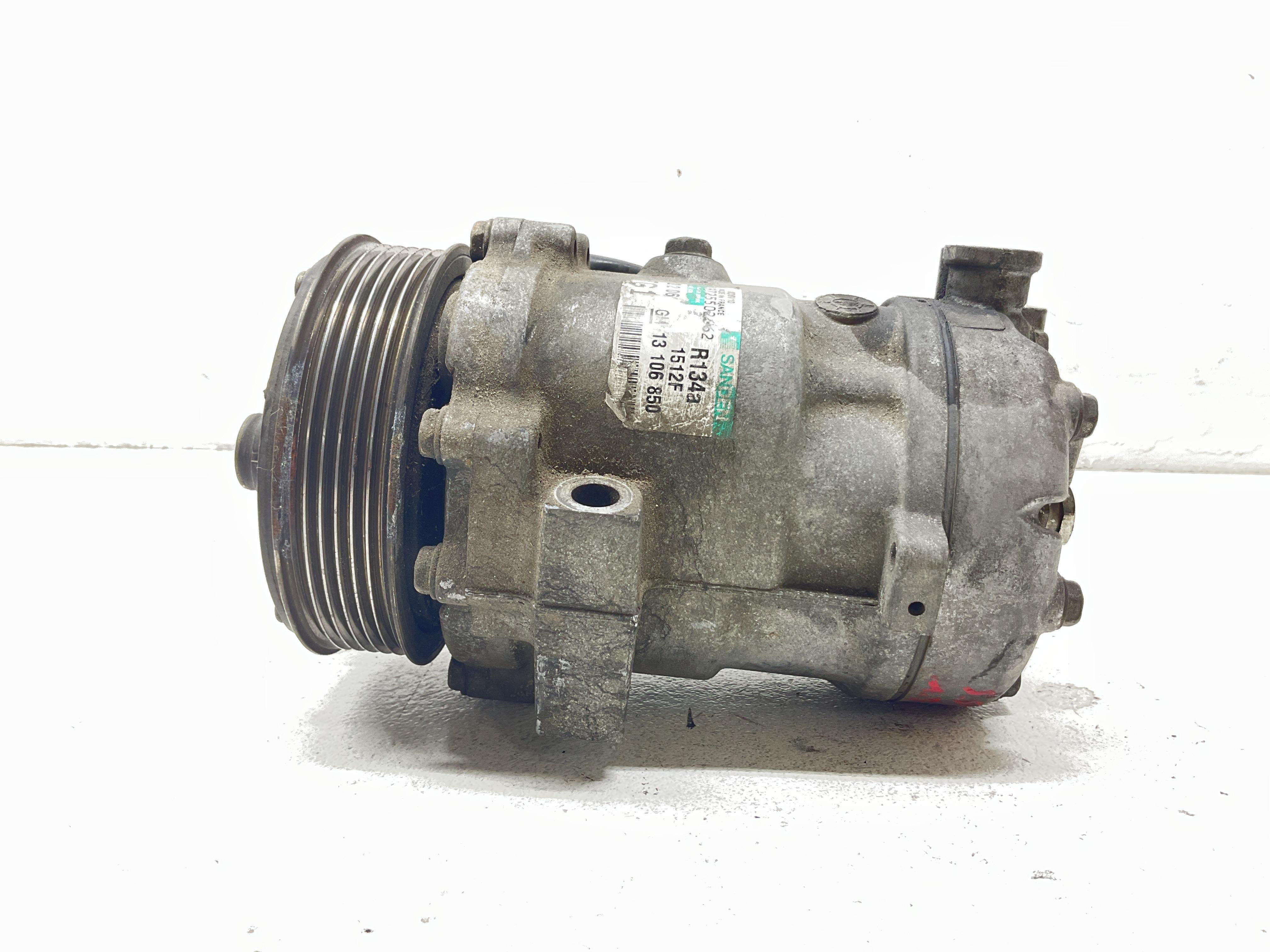 Compressore A/C - Immagine 1 di 5