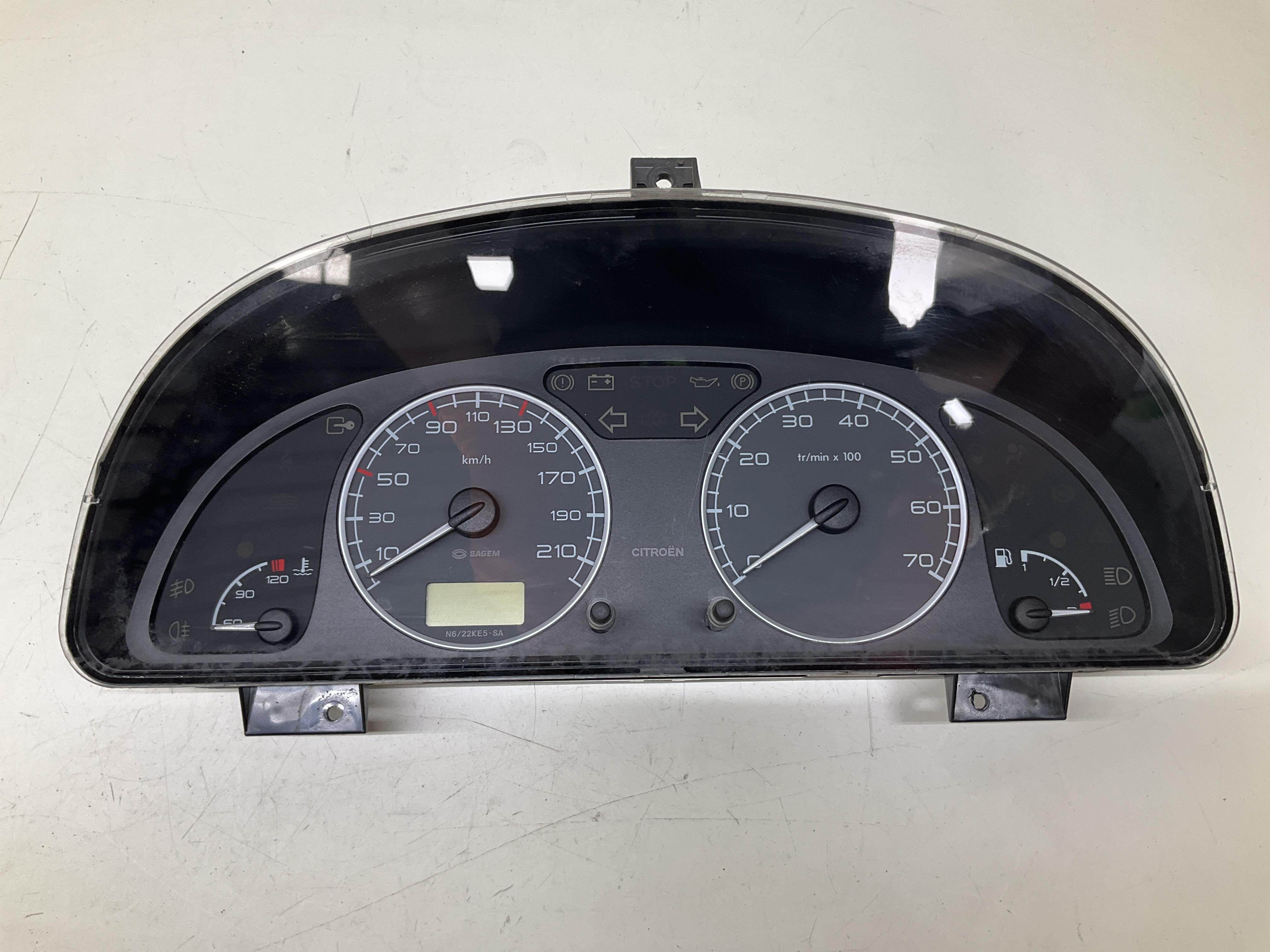 Quadro strumenti compl. - Immagine 1 di 5
