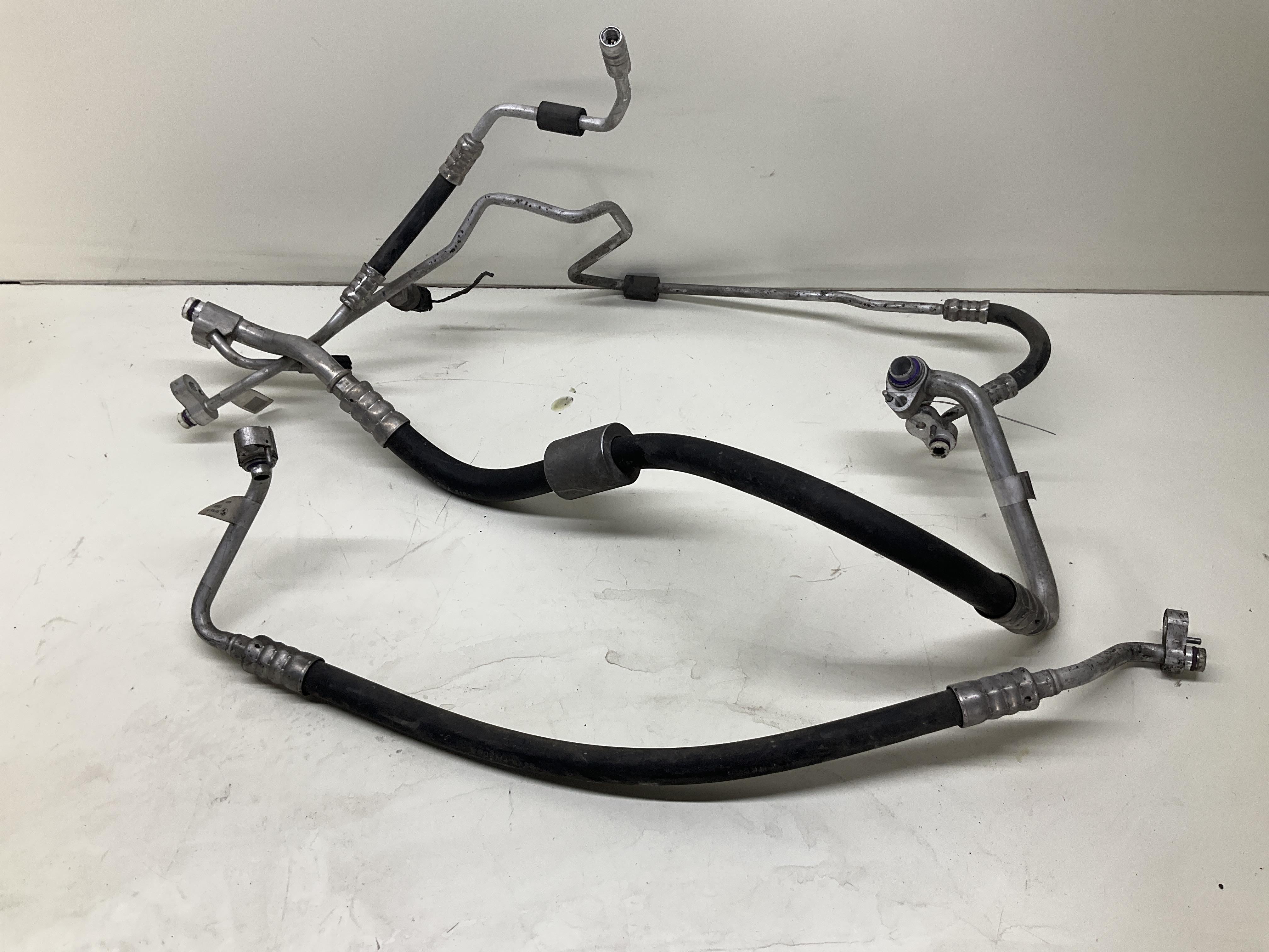 Kit tubi a/c - Immagine 1 di 6