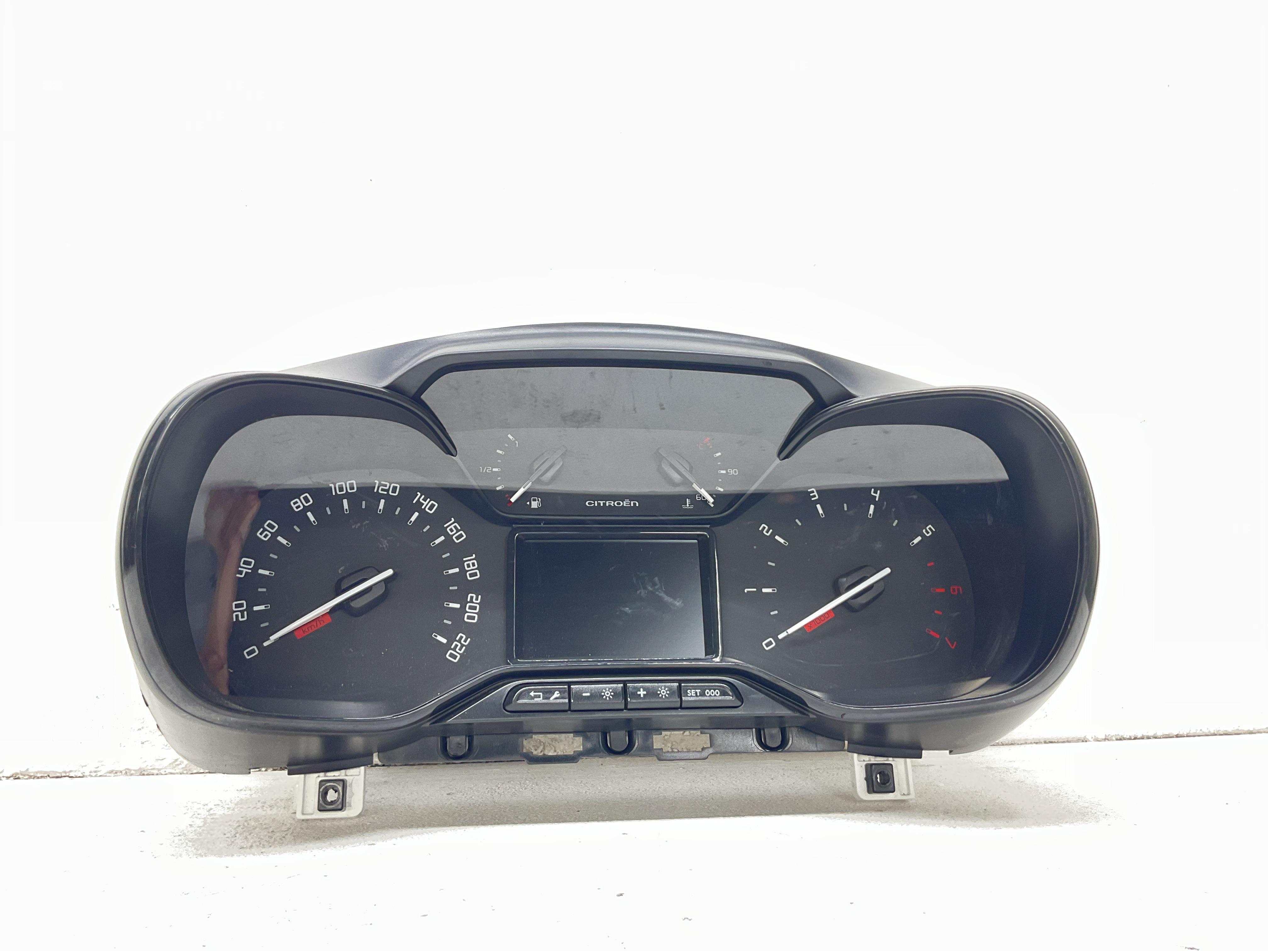 Quadro strumenti compl. - Immagine 1 di 6