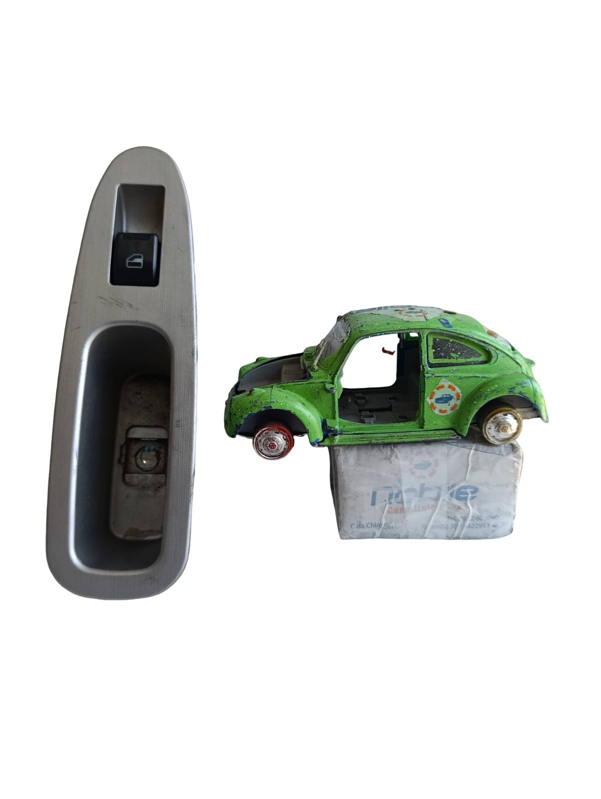 Interruttore Alzacristalli Porta Post. Destro (Caea) 734030037 S18-3746150 Usato