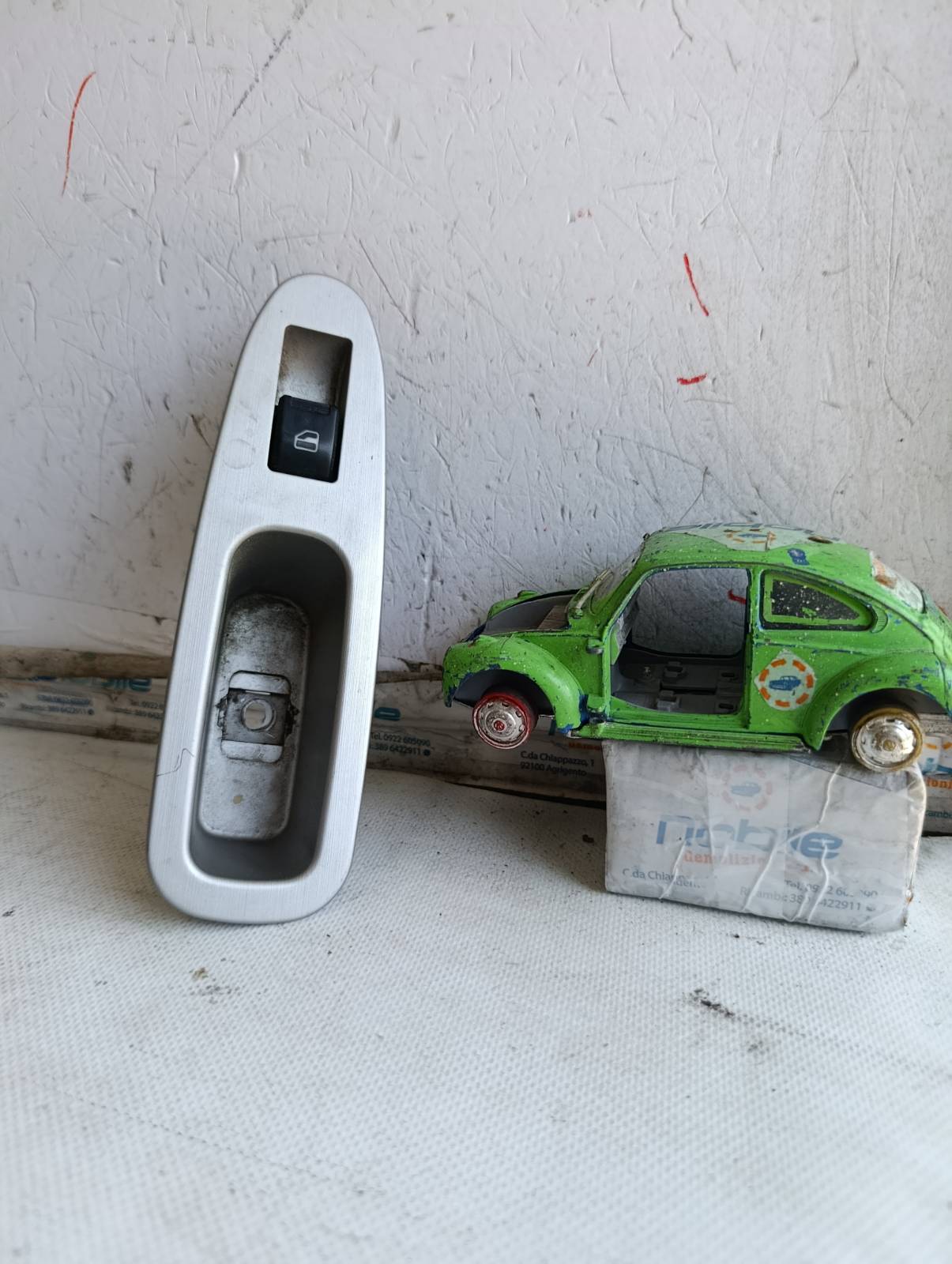 Interruttore Alzacristalli Porta Post. Sinistro (Caea) 734030037 S18-3746150 Usato