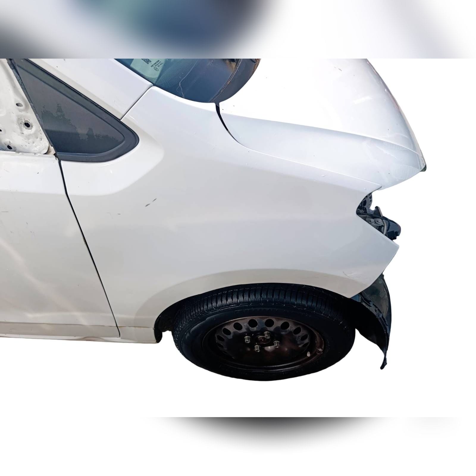 Parafango Ant. Destro Volkswagen UP! (06/16>) 1S0821106F Usato