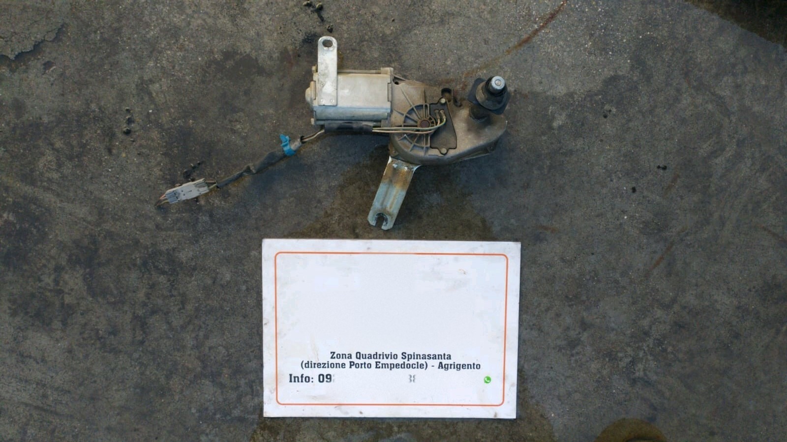Motorino tergilunotto - Immagine 1 di 3