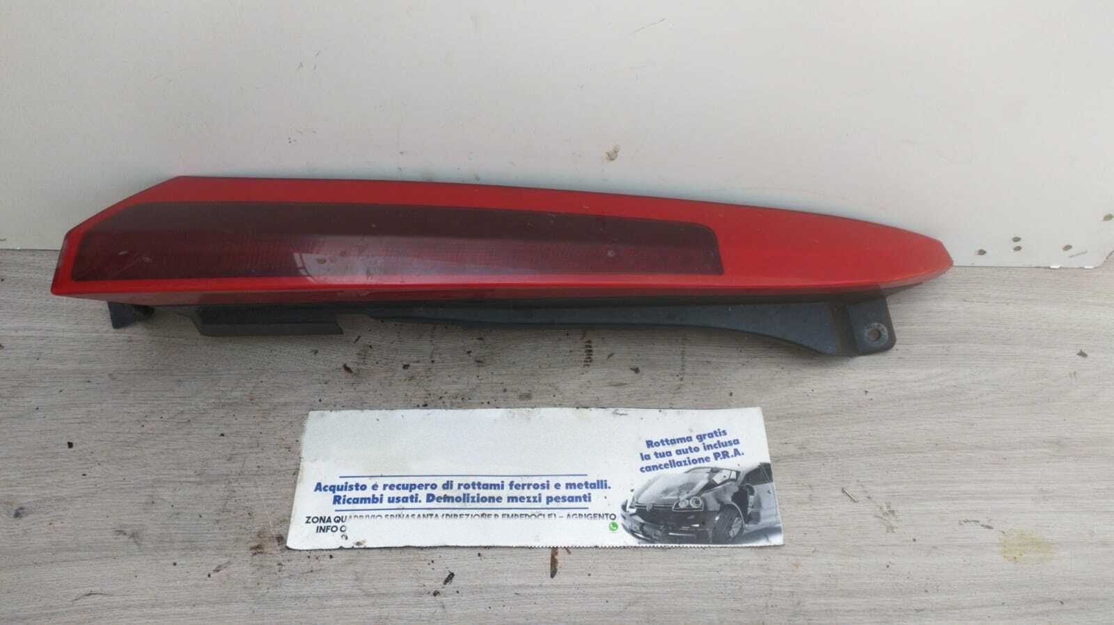 fanale post. parte sup. sinistro - Immagine 1 di 2