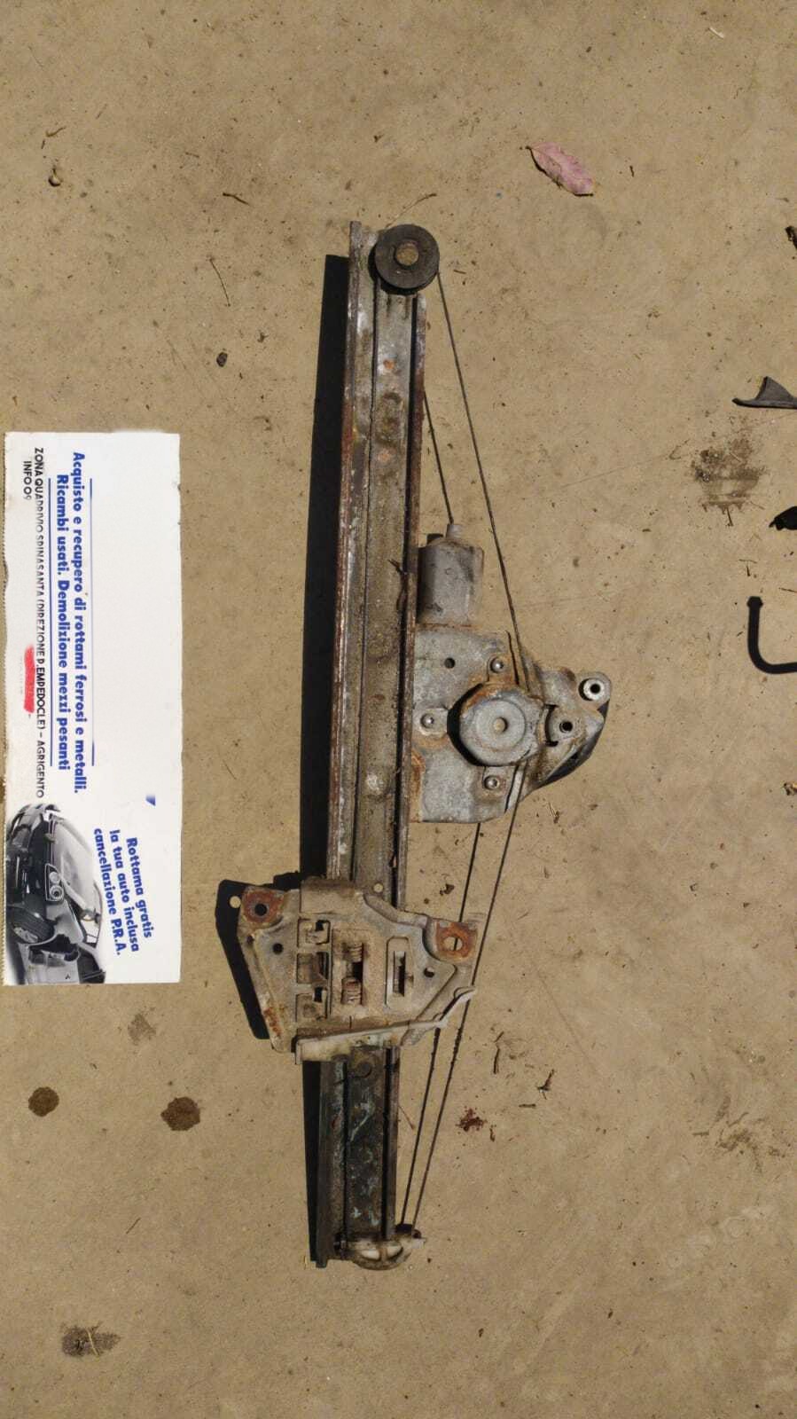 motorino alzavetro anteriore destro - Immagine 1 di 2