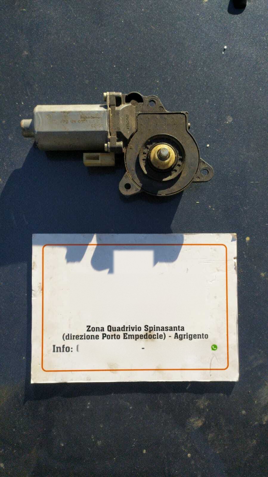 Motorino alzacristallo porta ant. Destro - Immagine 1 di 3
