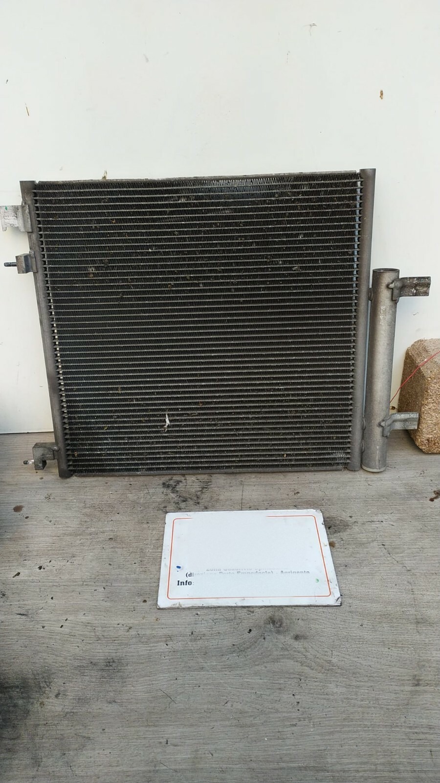 Condensatore a/c - Immagine 1 di 2