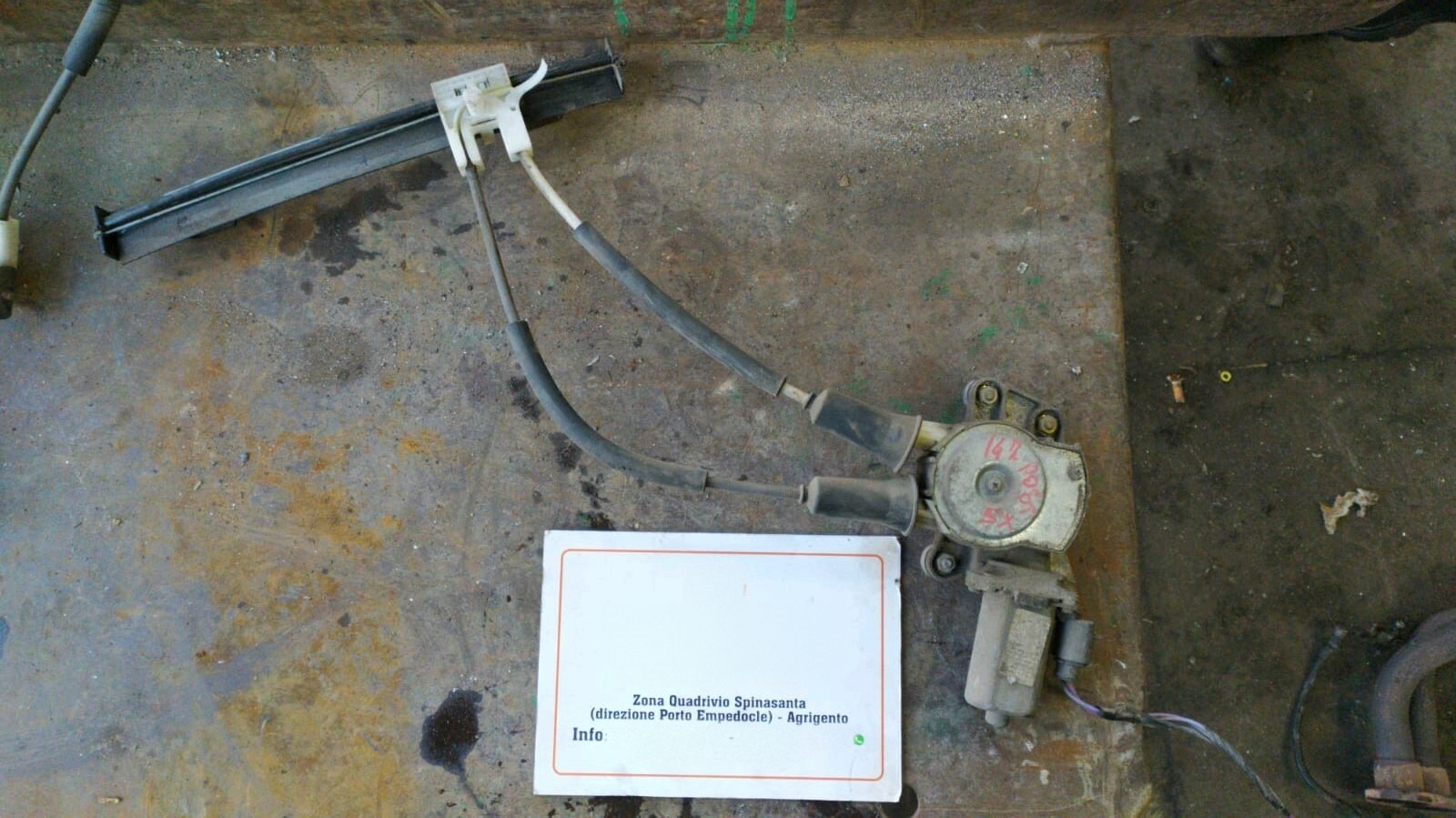 Motorino alzacristallo porta post. Sinistro - Immagine 1 di 2
