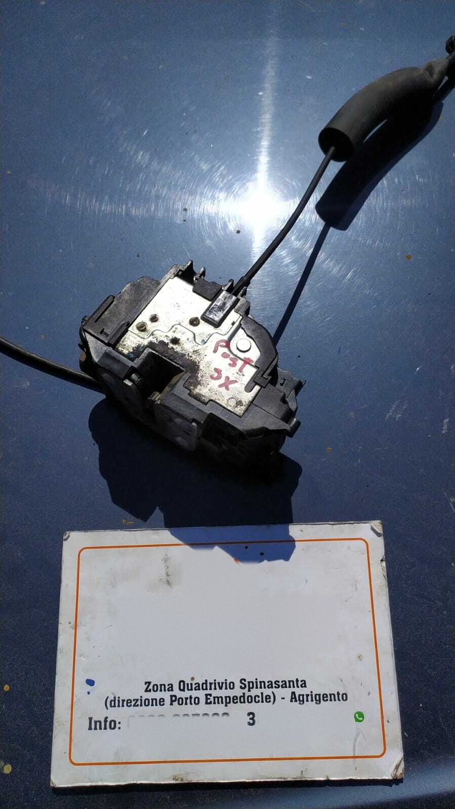 Serratura porta post. Sinistro - Immagine 1 di 2