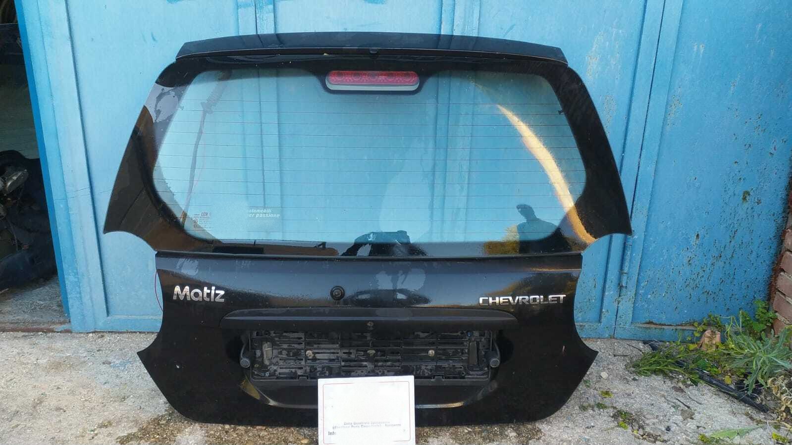 Portellone cofano posteriore - Immagine 1 di 2