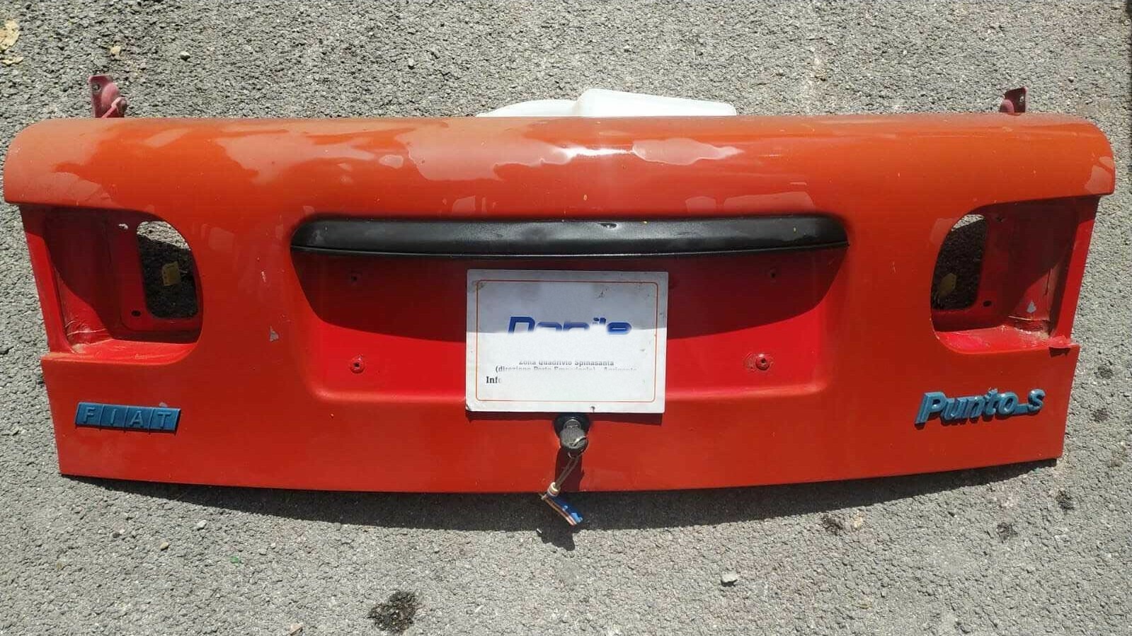cofano porta portellone posteriore - Immagine 1 di 1