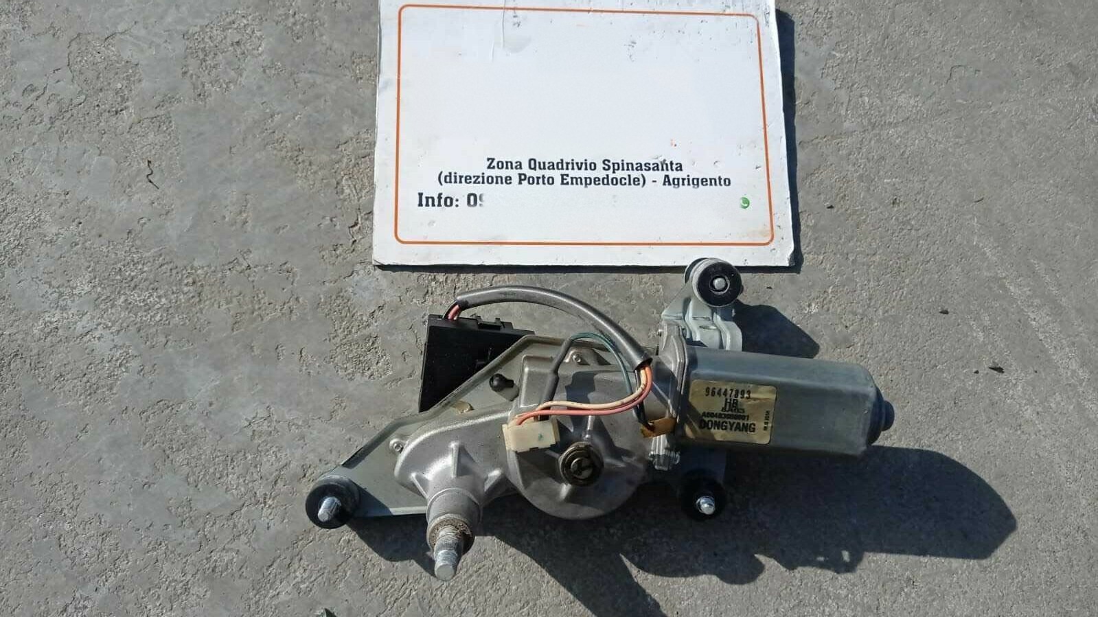Motorino tergilunotto - Immagine 1 di 2