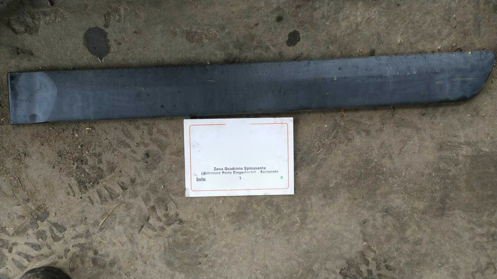Modanatura porta post. Sinistro - Immagine 1 di 3
