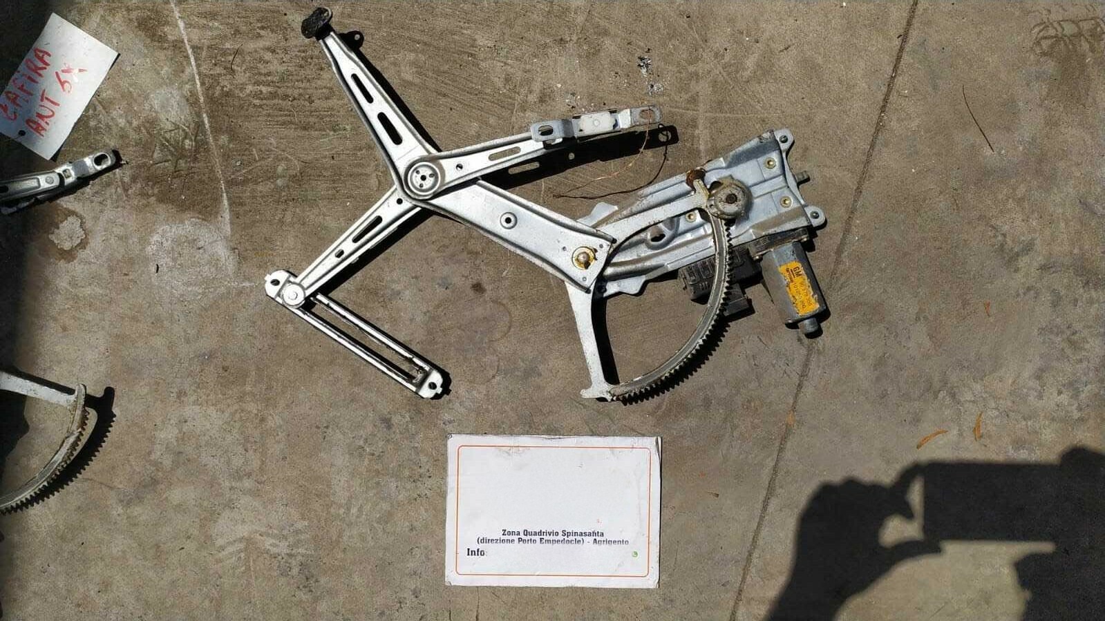 Motorino alzacristallo porta ant. Destro - Immagine 1 di 2