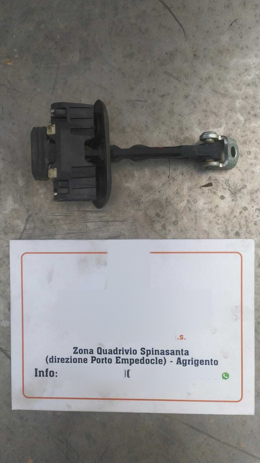 tirante fermo porta anteriore destro - Immagine 1 di 2
