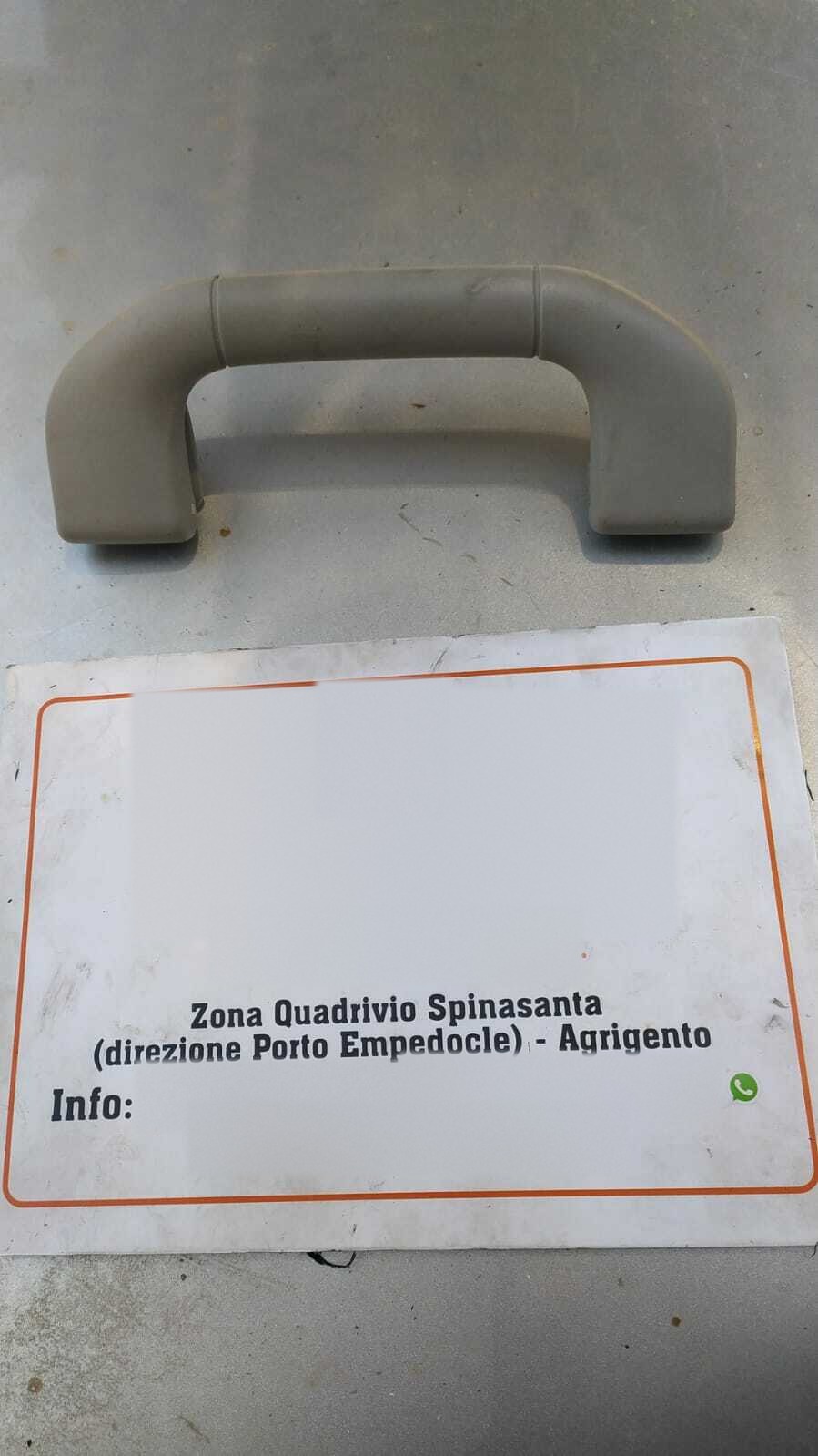 Maniglia int. post. tetto Sinistro - Immagine 1 di 3