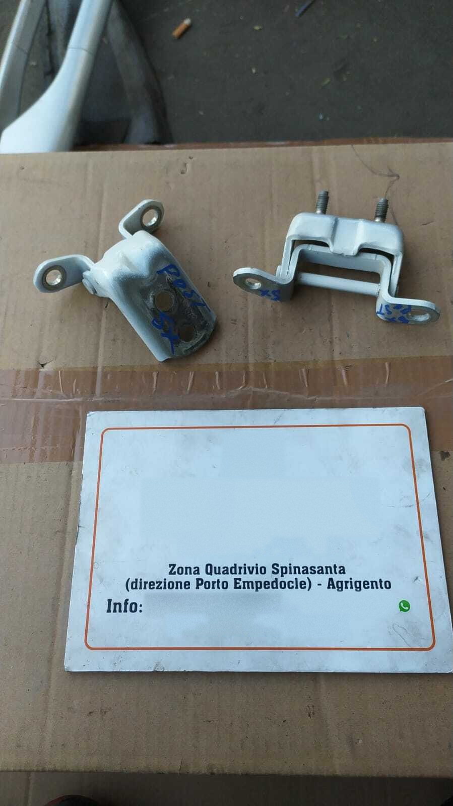 cerniera coppia cerniere porta posteriore sinistro - Immagine 1 di 2
