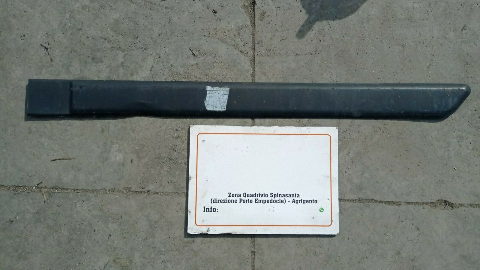 Modanatura porta post. Sinistro - Immagine 1 di 2
